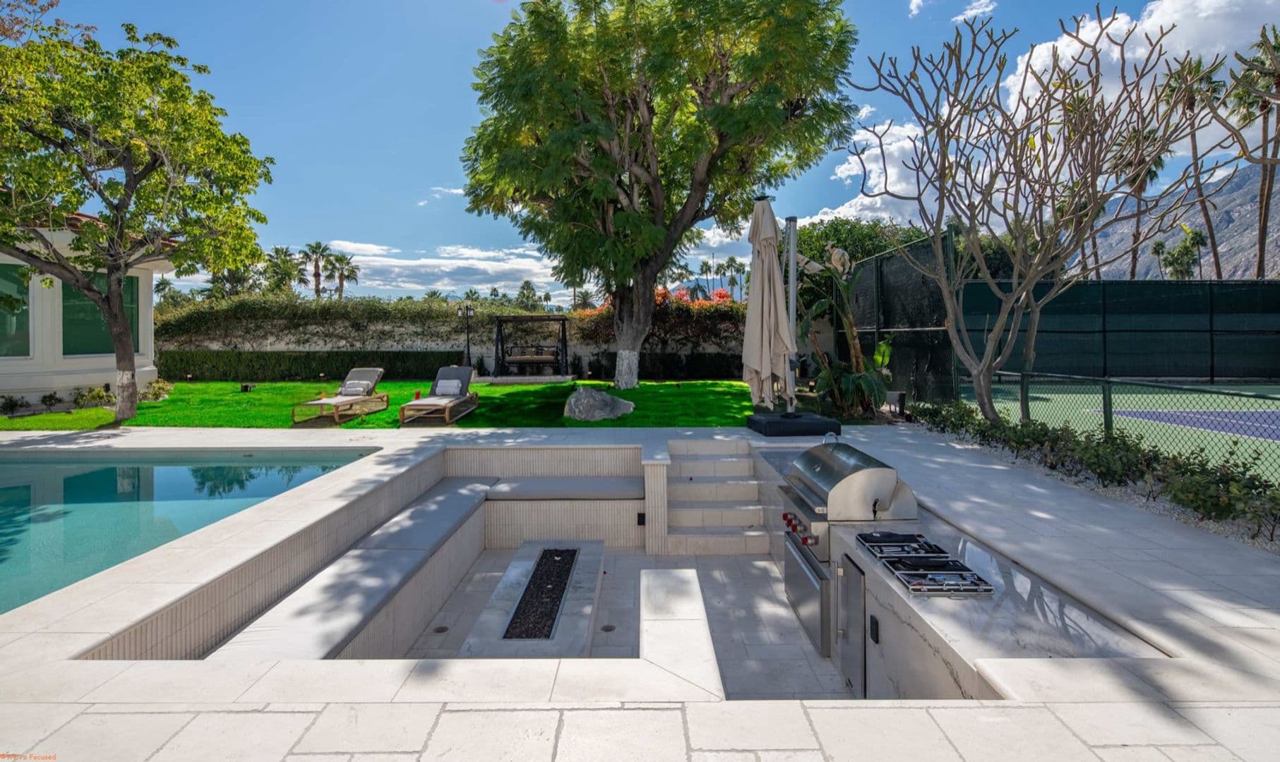 Palm Springs House: 875 Tamarisk Rd