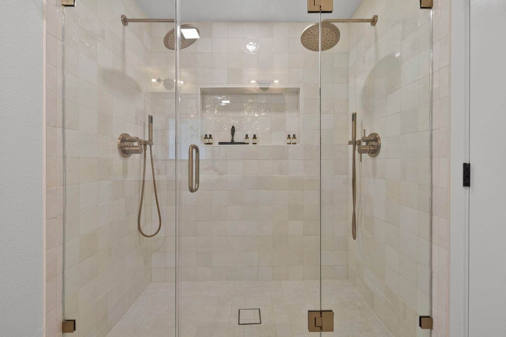 San Diego House: 5865 Cozzens Street