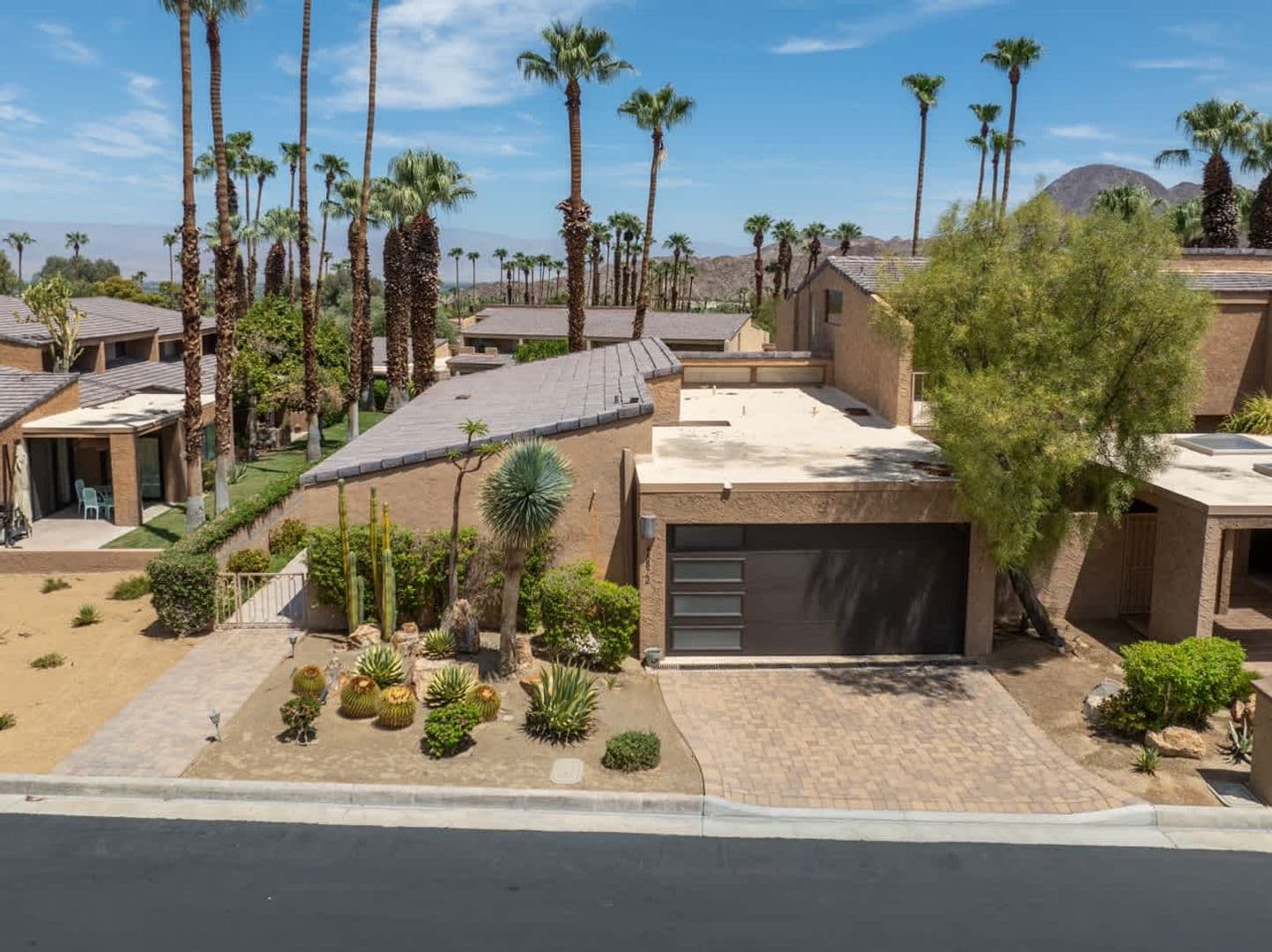 Palm Desert House: 48872 Quercus Ln