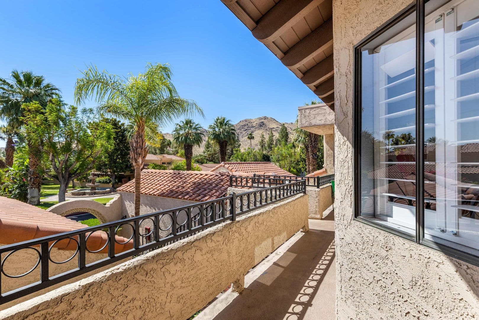 Palm Springs House: 2345 S Cherokee Way