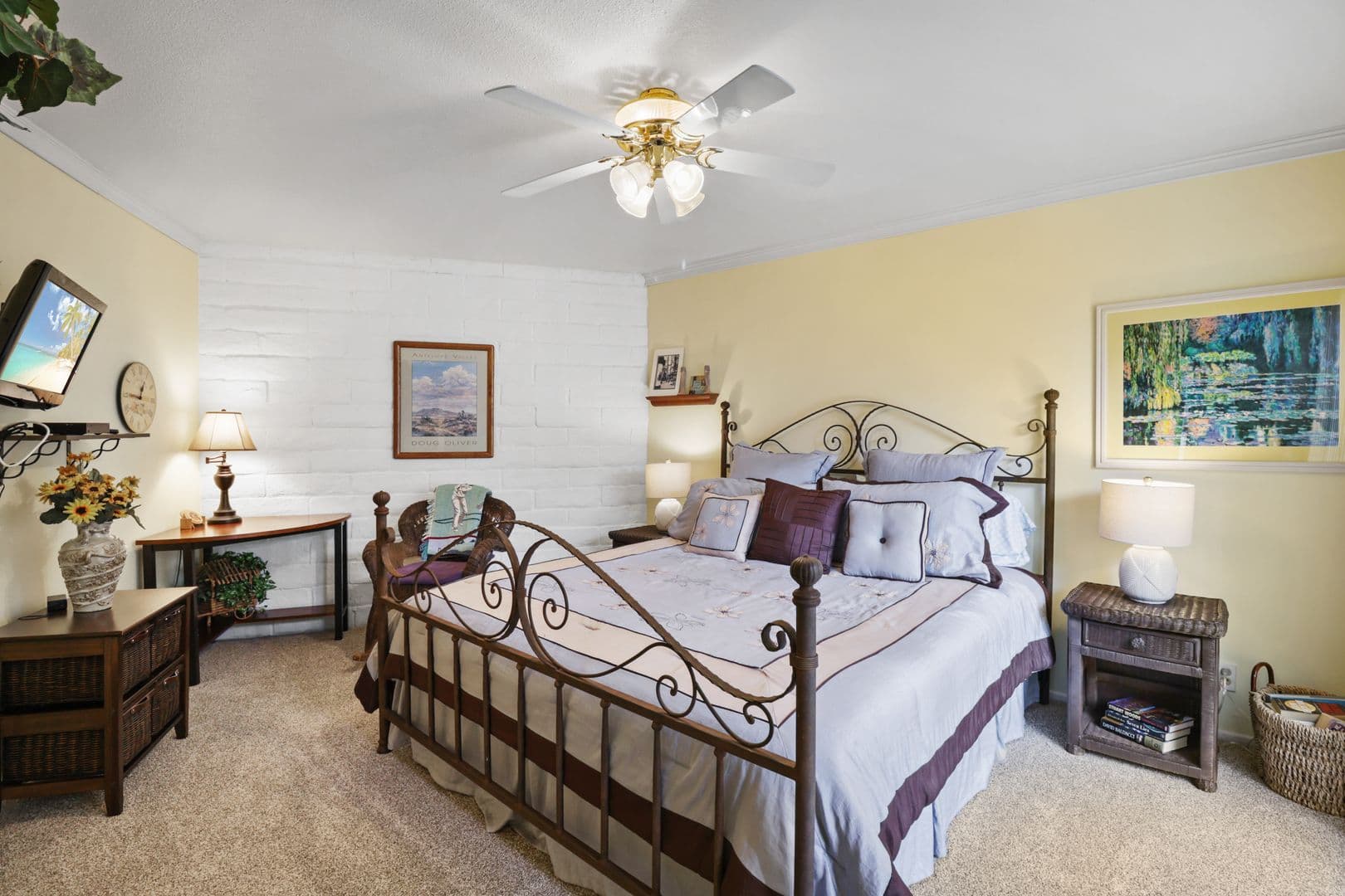 Cathedral City House: 68859 Paseo Real
