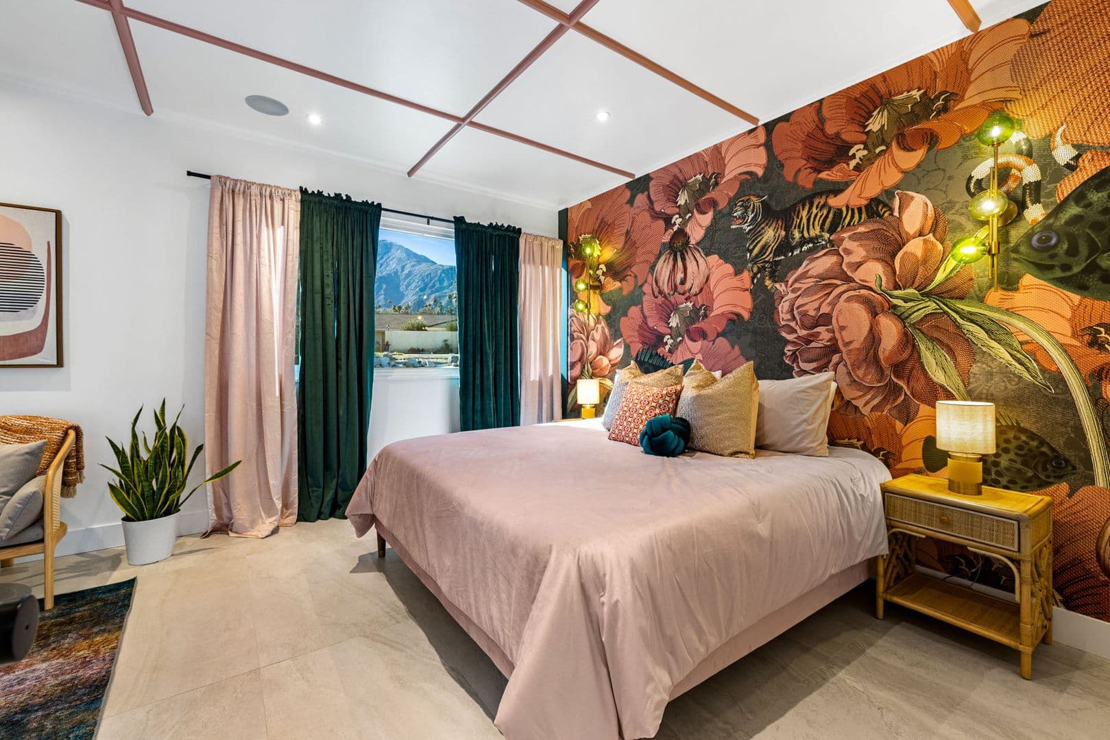 Palm Springs House: 2325 N Girasol Ave