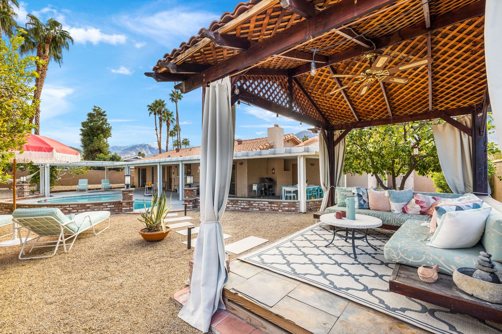 Palm Springs House: 1334 S San Joaquin Dr