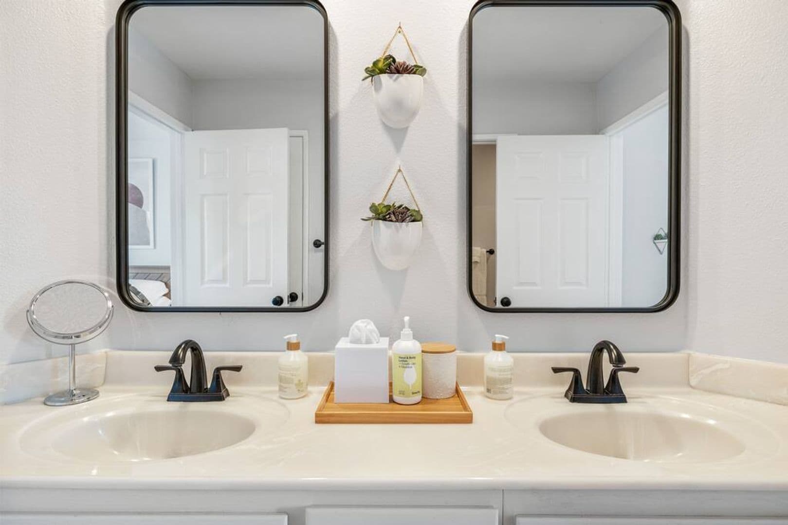 La Quinta House: 79150 Ocotillo Dr