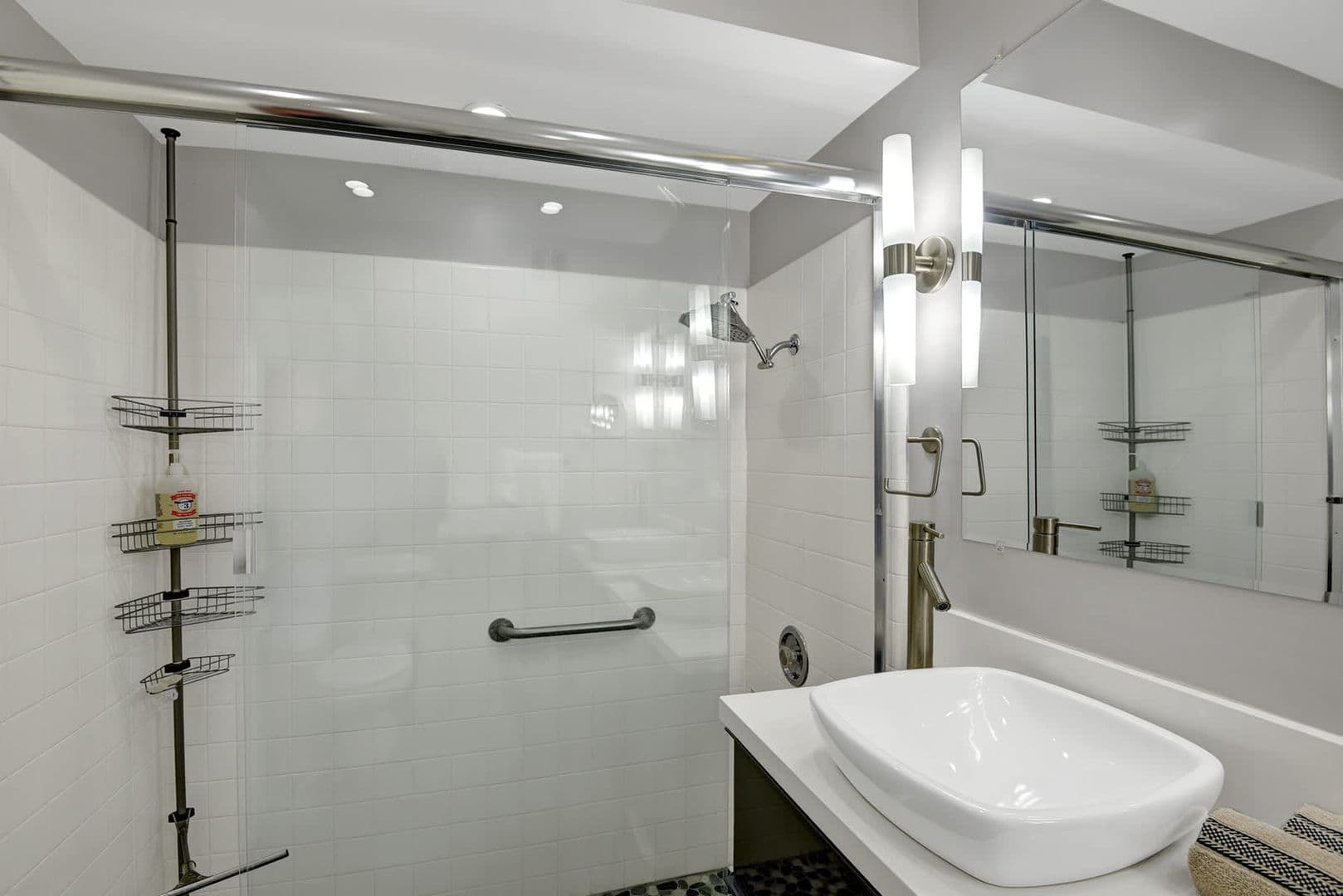 Palm Desert House: 72861 El Paseo