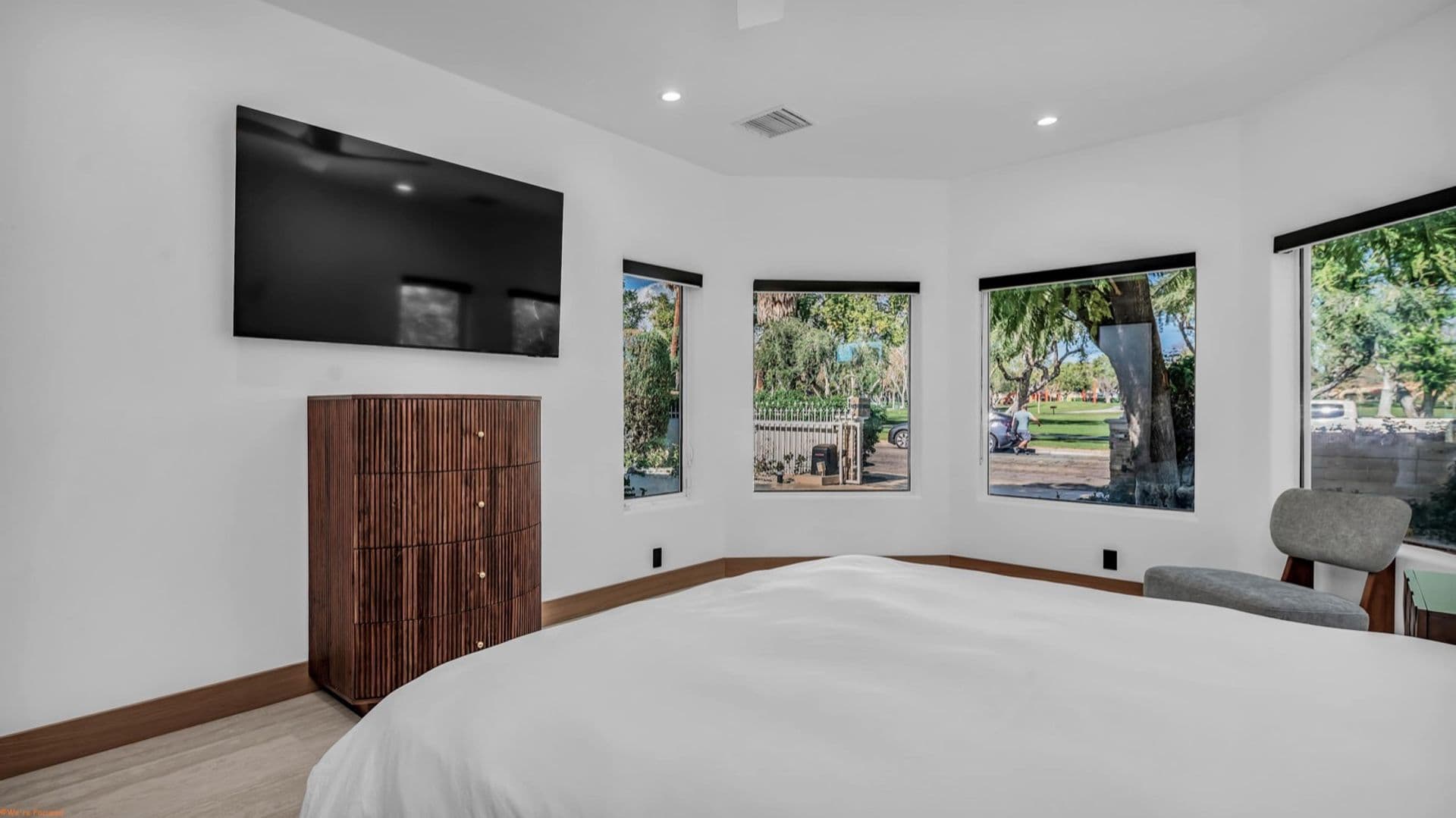 Palm Springs House: 875 Tamarisk Rd