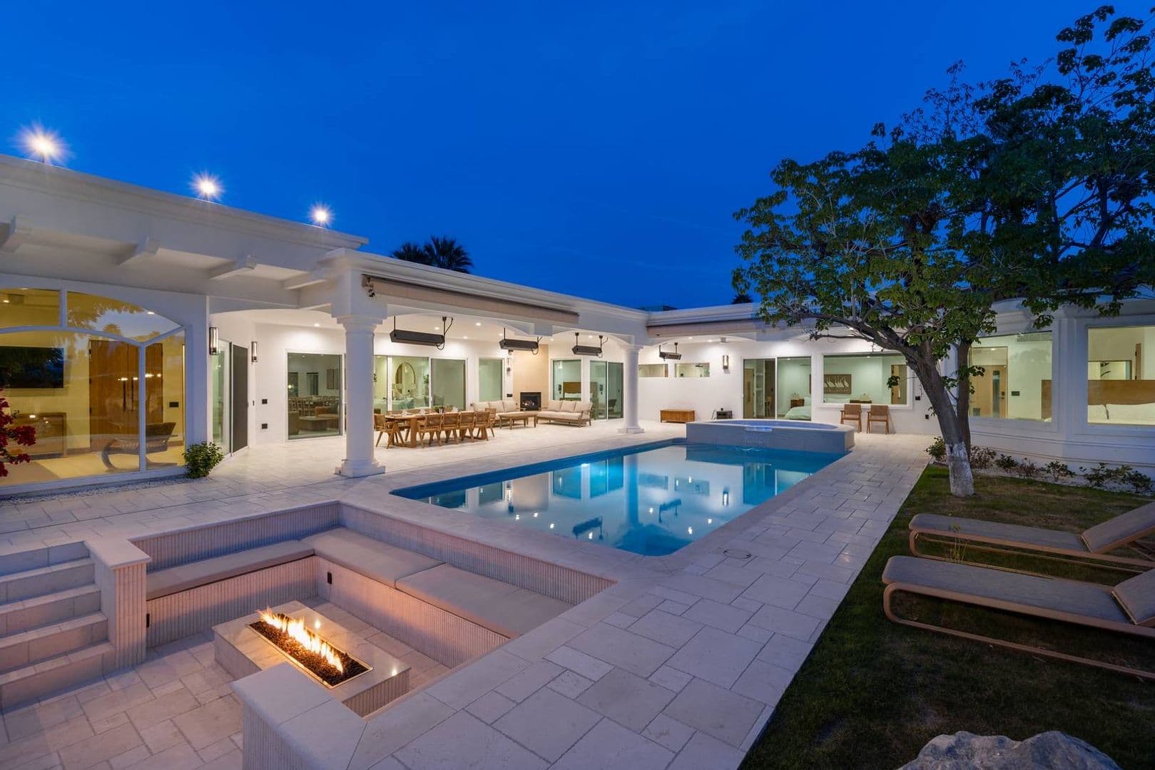 Palm Springs House: 875 Tamarisk Rd