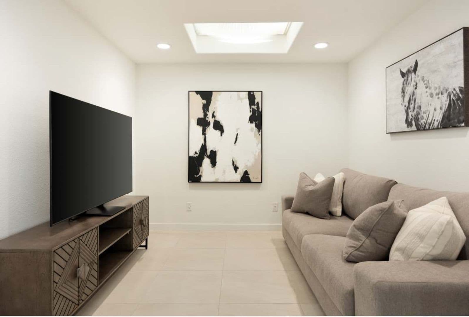 Palm Desert House: 122 Giralda Cir