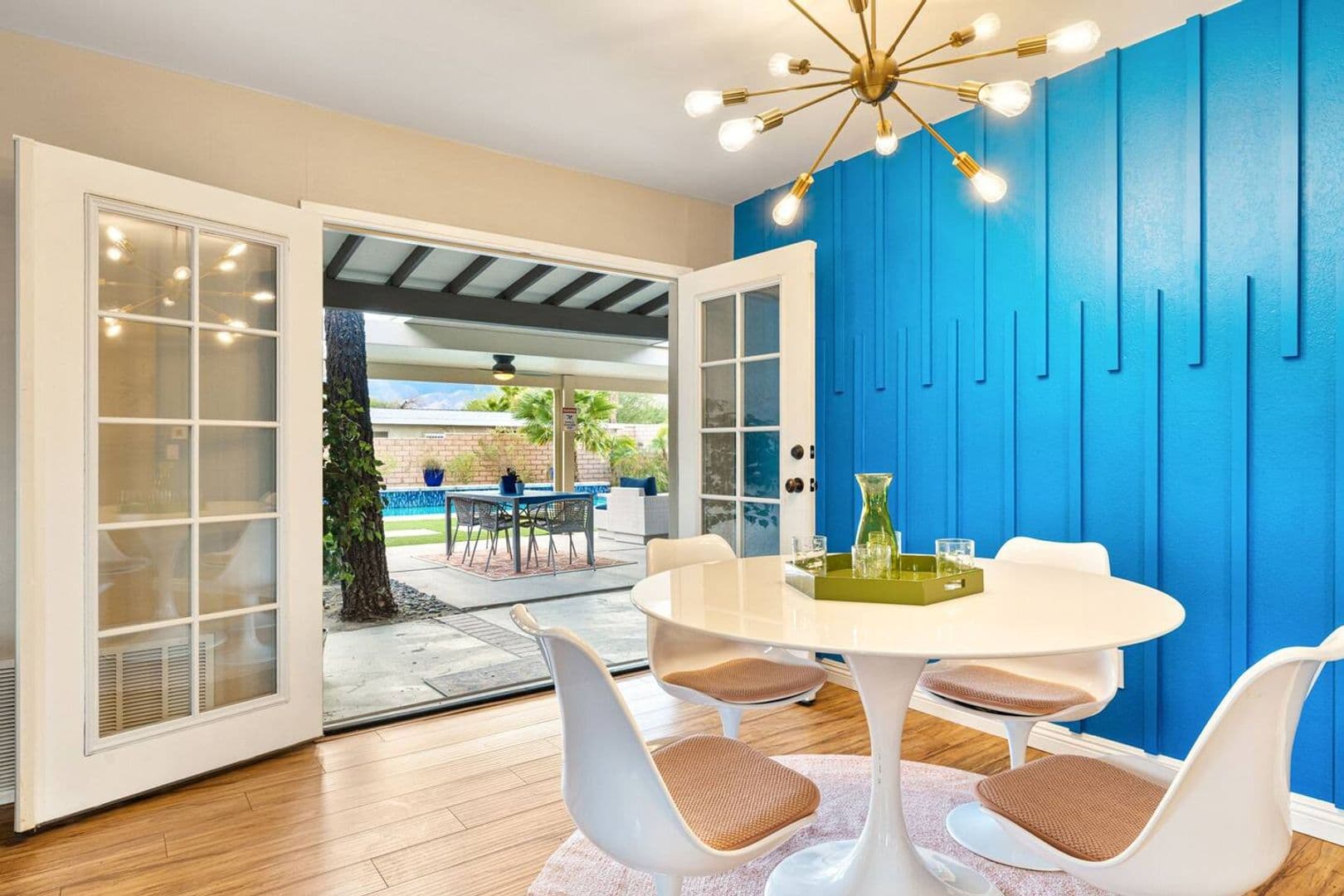 Palm Springs House: 2525 N Cerritos Rd