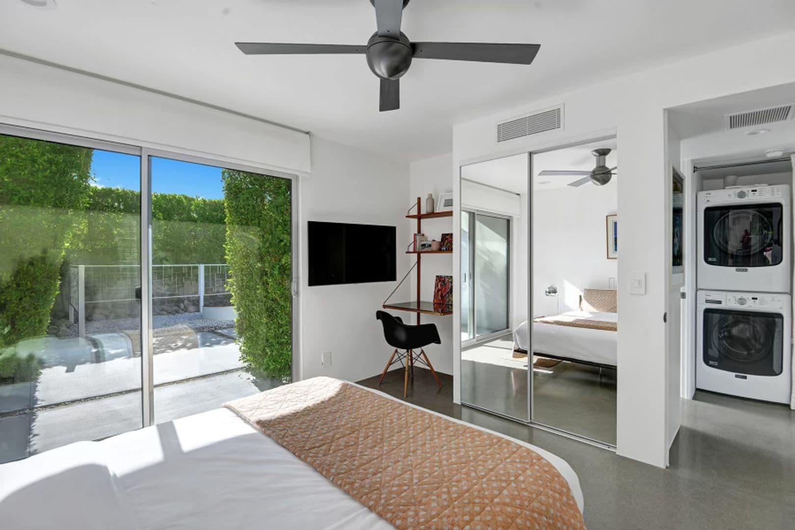 Palm Springs House: 3133 N Sunnyview Dr