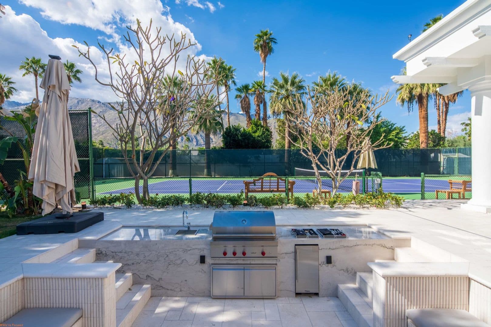 Palm Springs House: 875 Tamarisk Rd