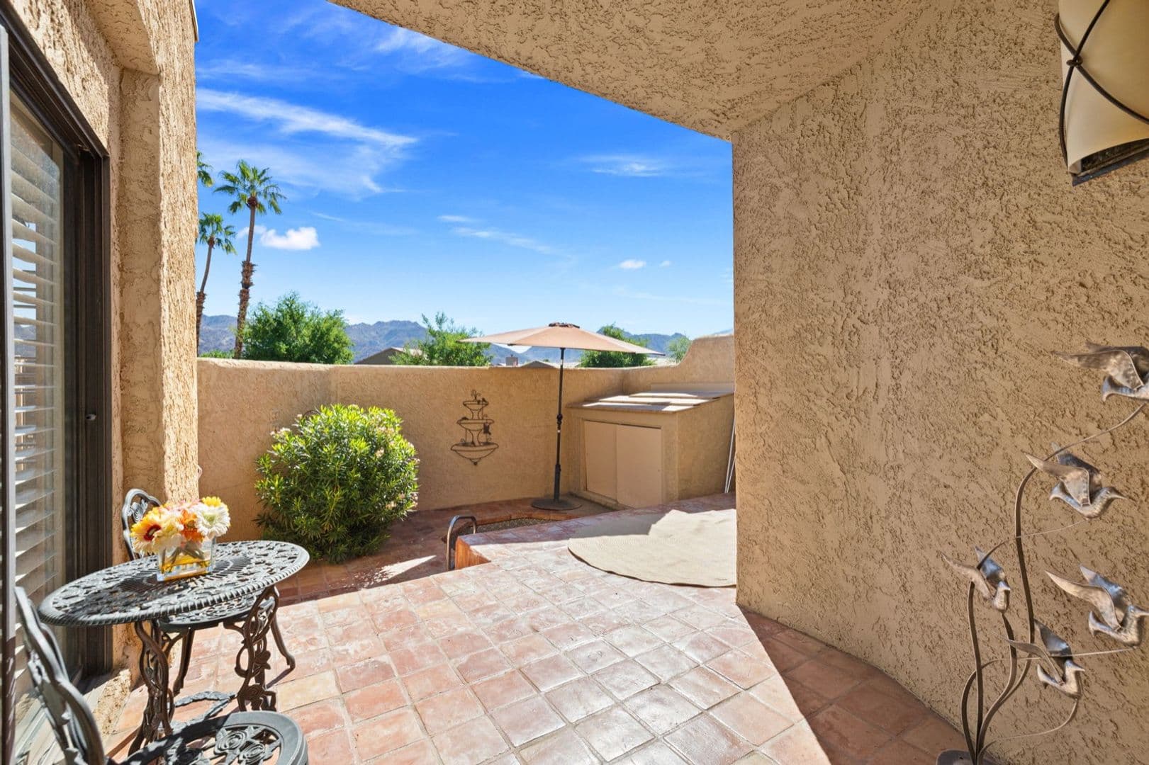 Palm Desert House: 49035 Mariposa Drive