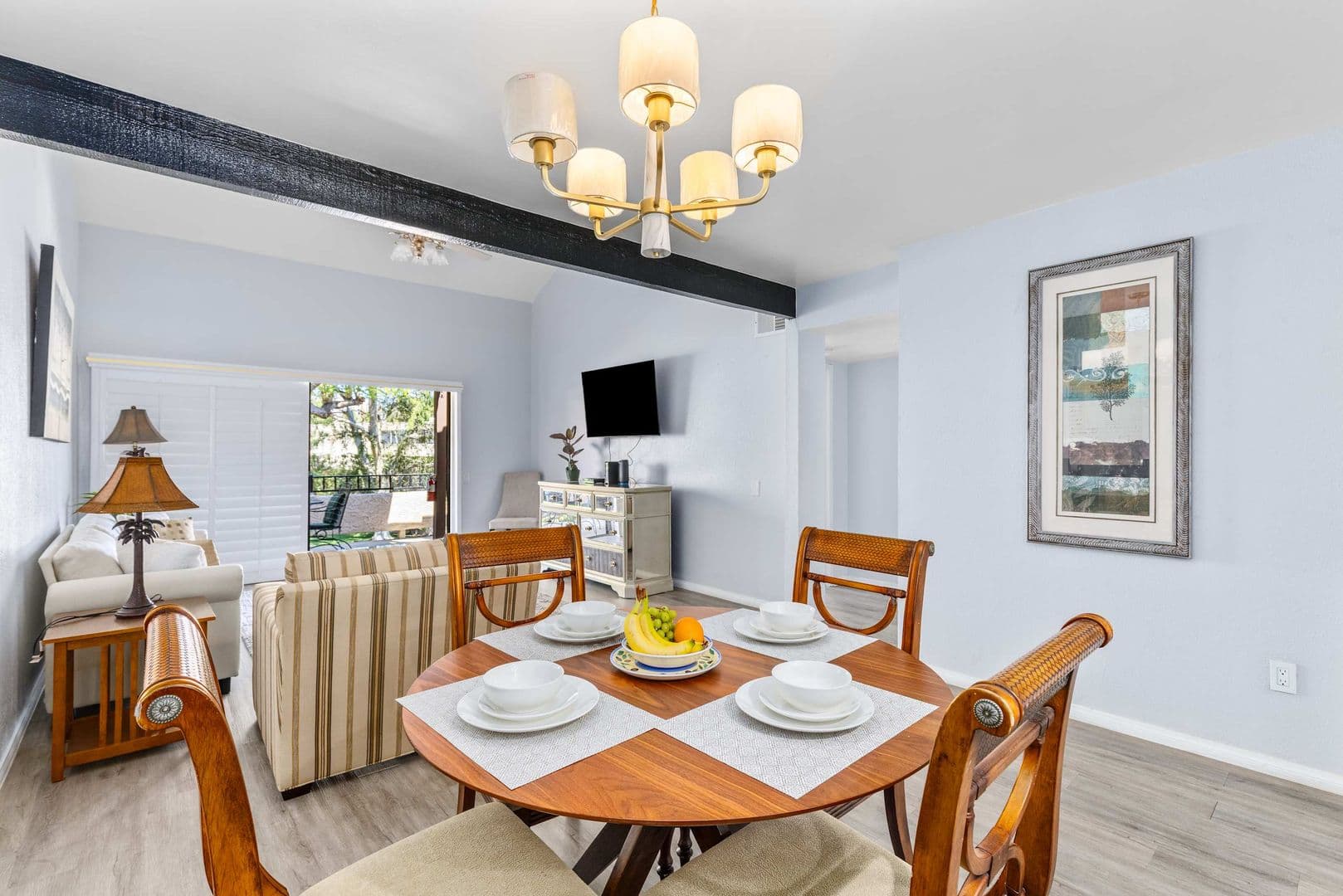 Palm Springs House: 2345 S Cherokee Way