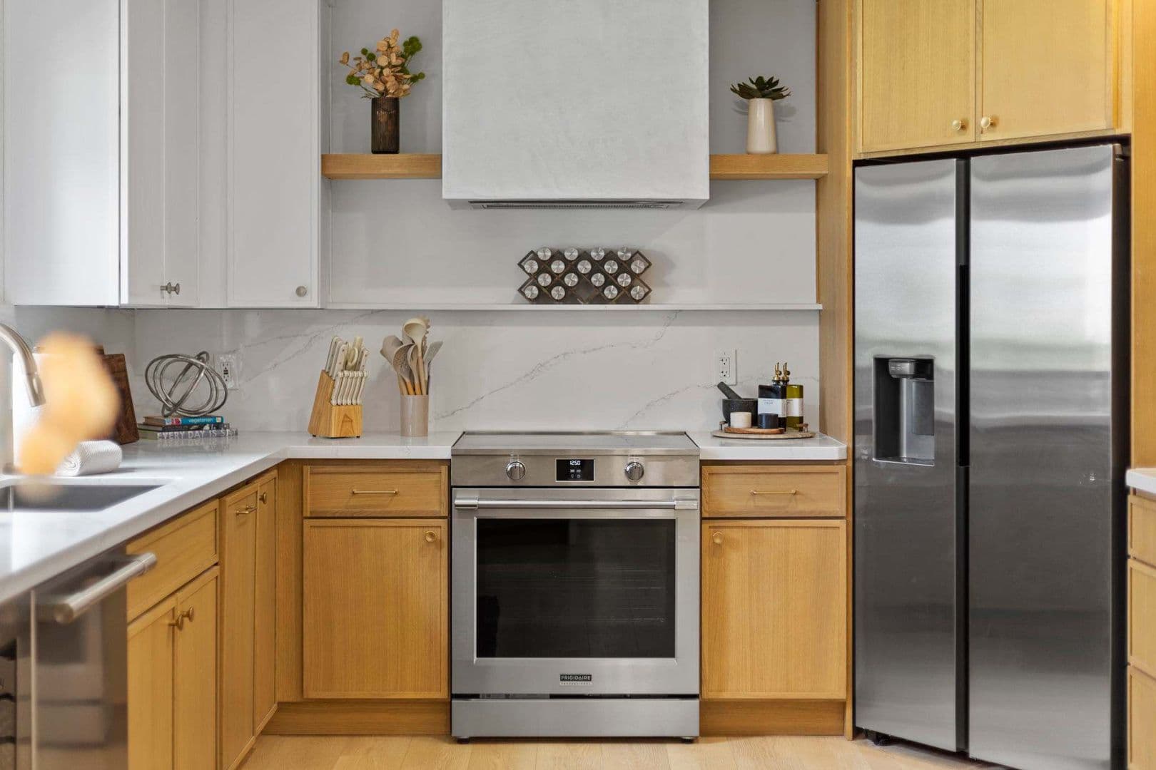 San Diego House: 5865 Cozzens Street