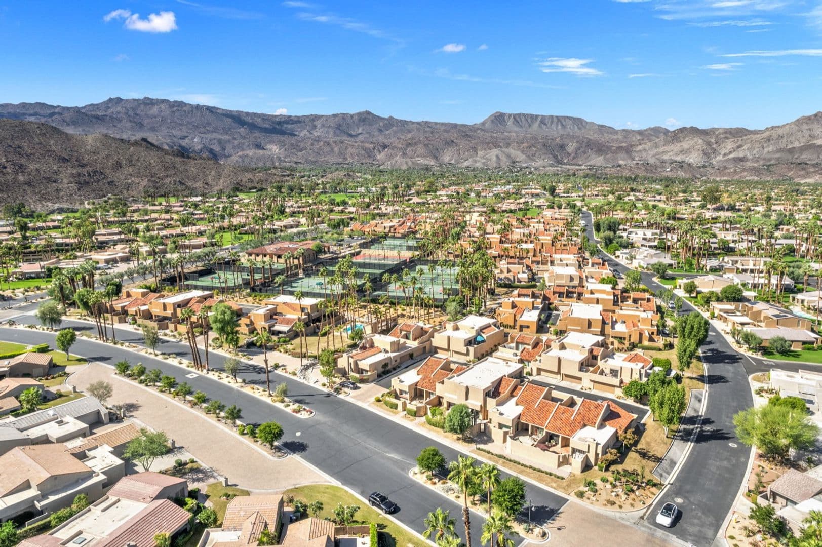 Palm Desert House: 49035 Mariposa Drive