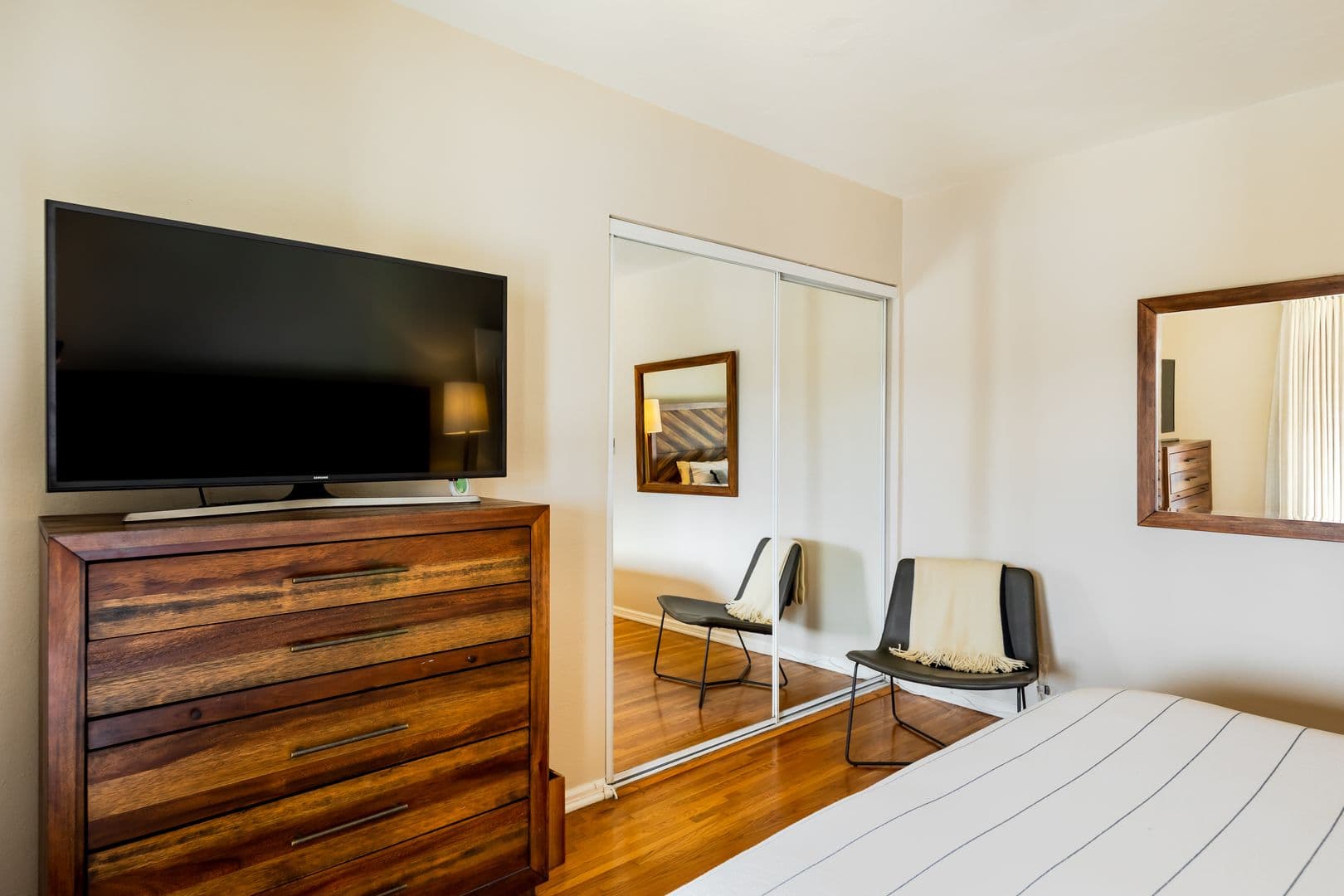 Palm Springs House: 477 East Via Colusa