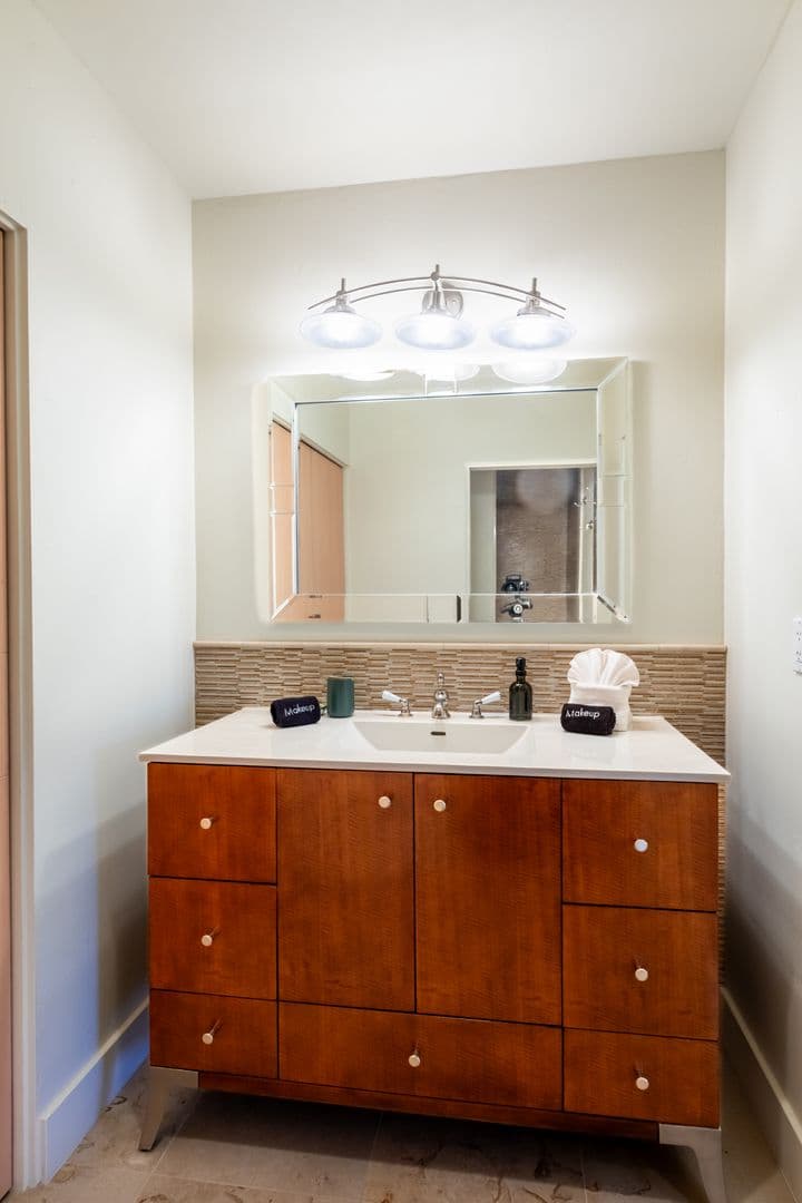 Palm Springs House: 690 West Linda Vista Drive