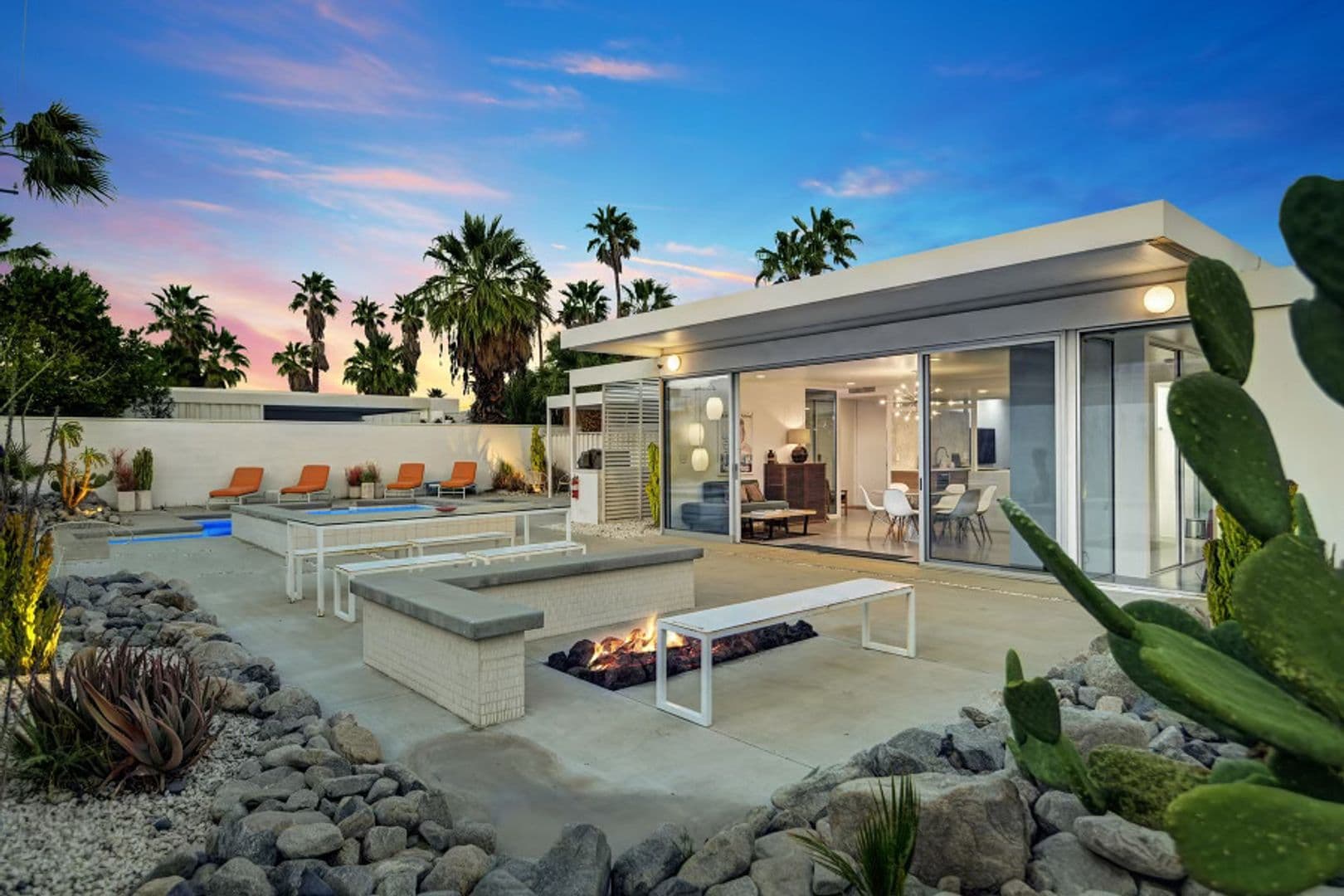 Palm Springs House: 3133 N Sunnyview Dr