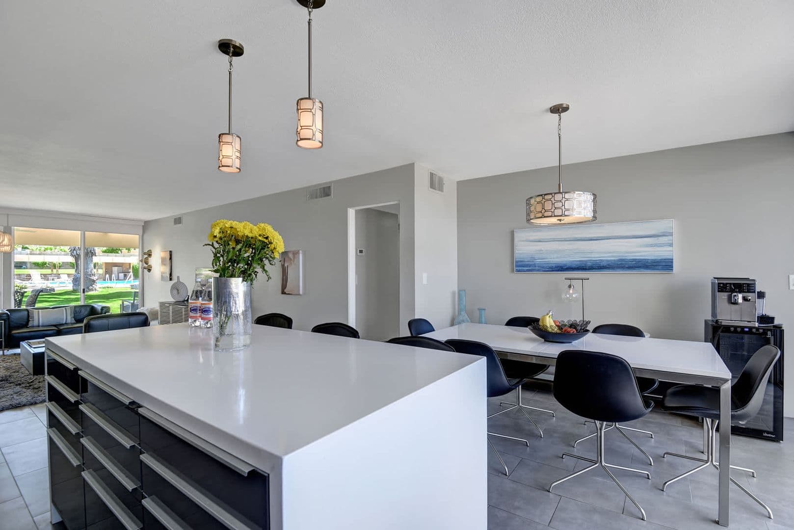 Palm Desert House: 72861 El Paseo