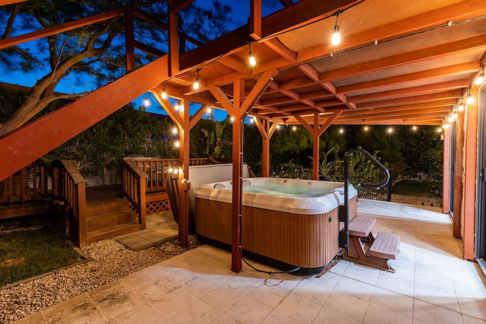 Palm Springs House: 2184 E Powell Rd