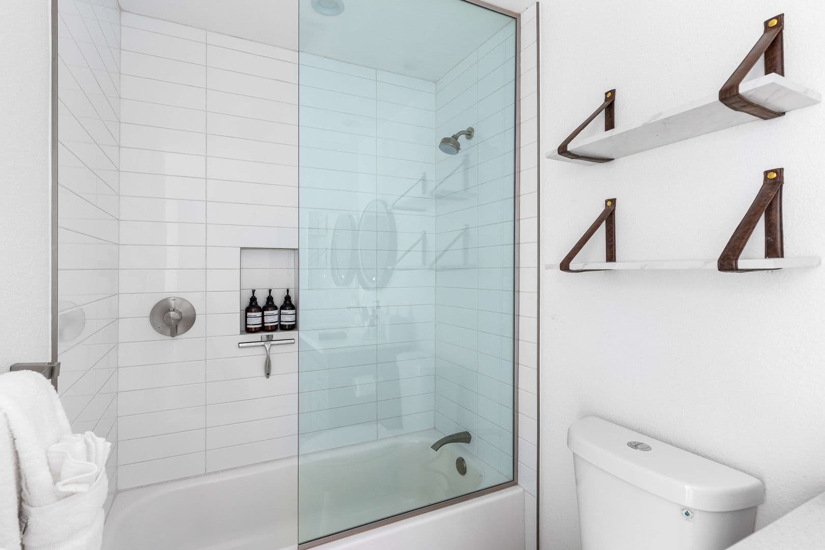 Palm Springs House: 2355 W Nicola Rd