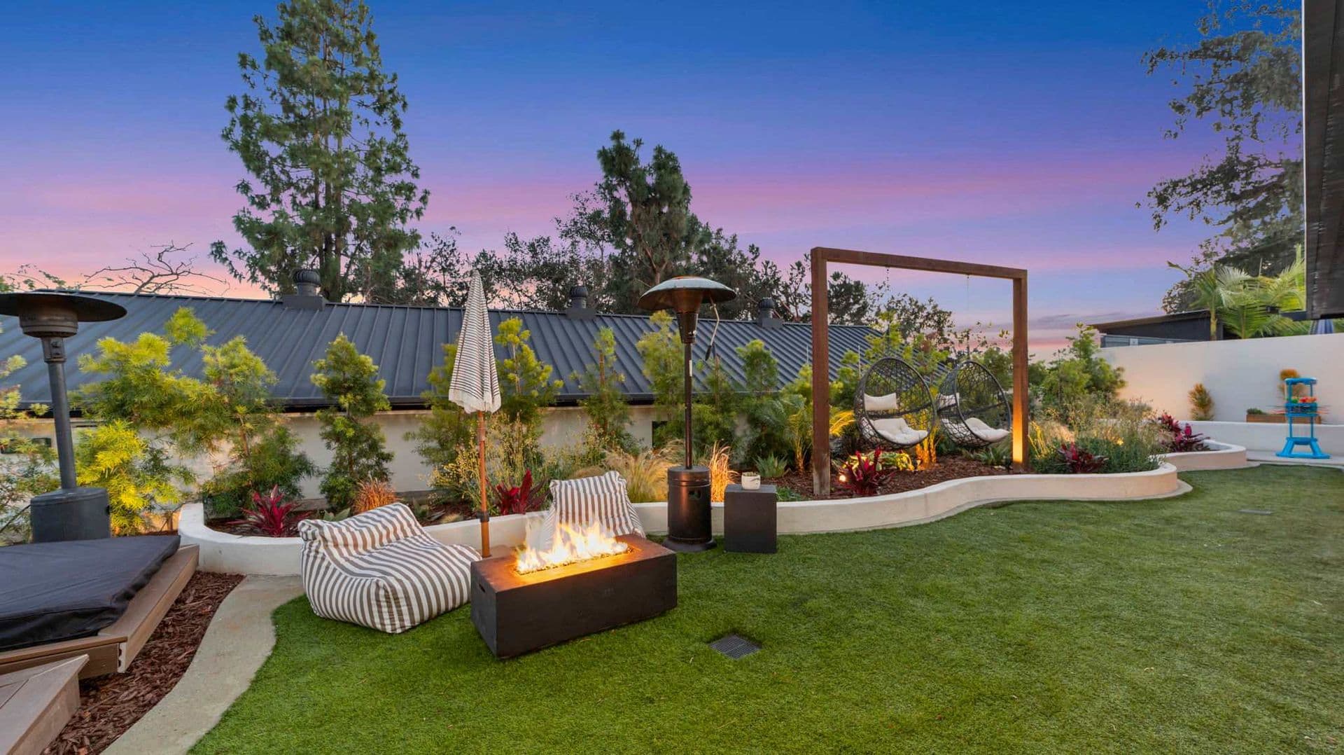 San Diego House: 5865 Cozzens Street