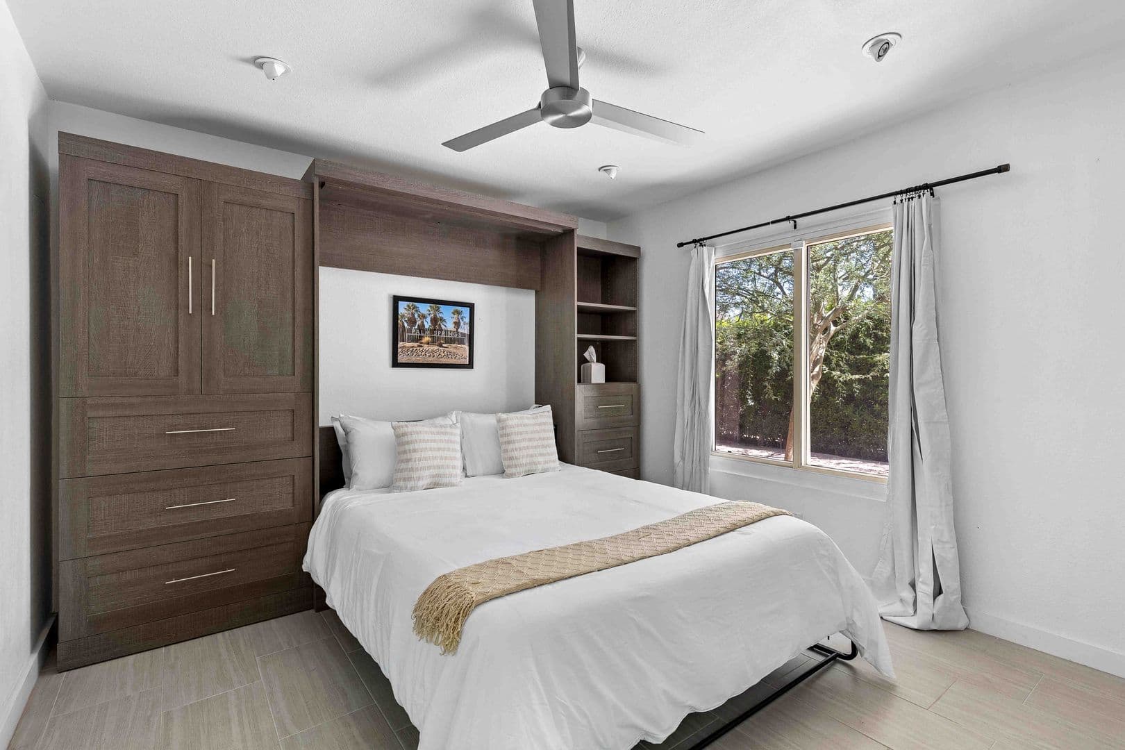 Palm Springs House: 2355 W Nicola Rd