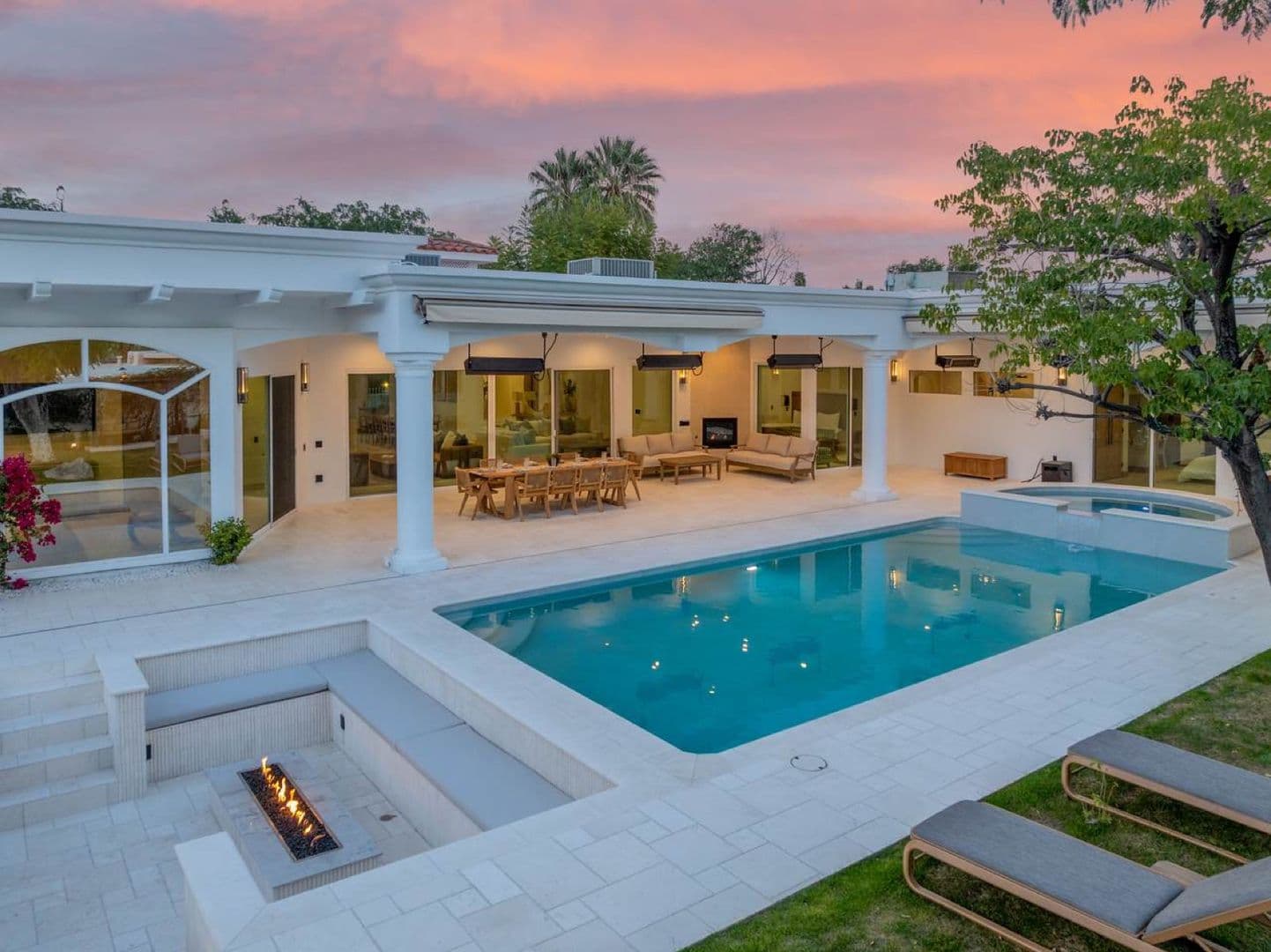 Palm Springs House: 875 Tamarisk Rd