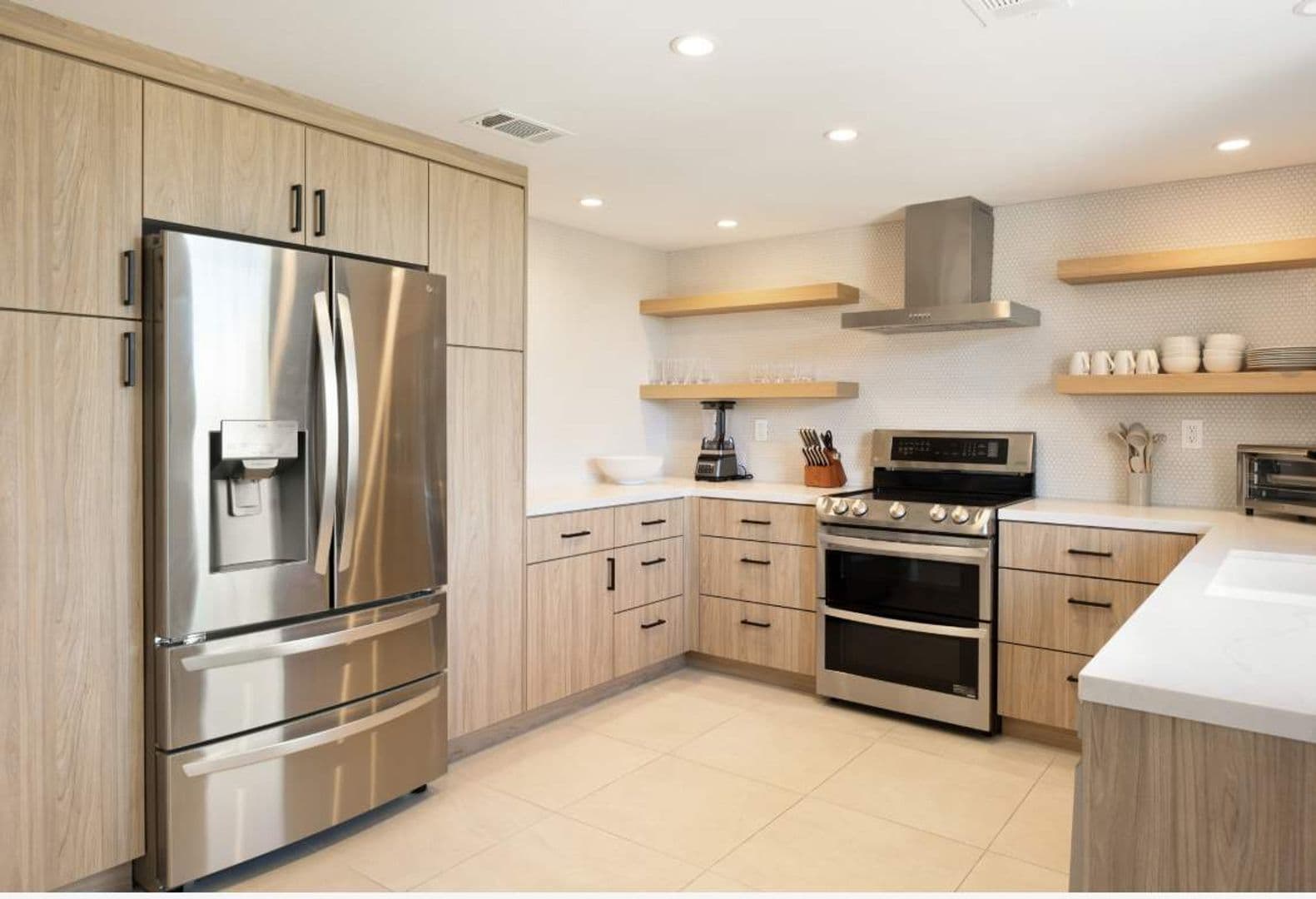 Palm Desert House: 122 Giralda Cir