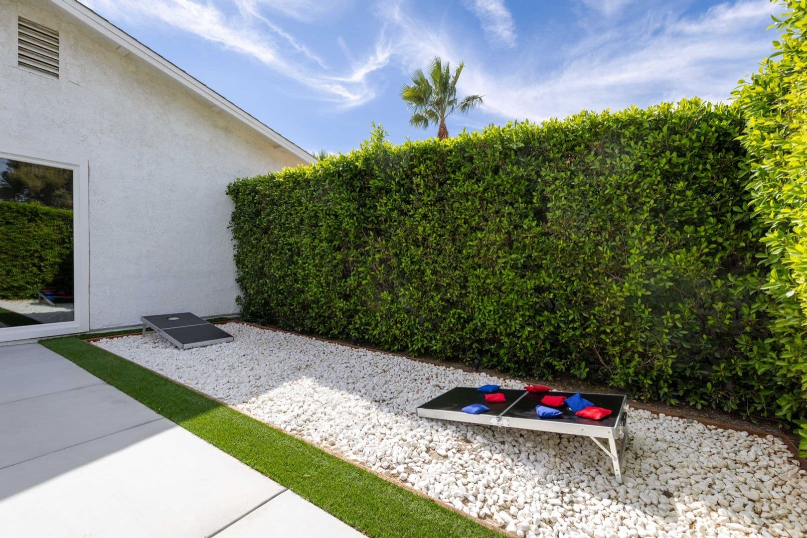 Palm Springs House: 2380 N San Antonio Rd
