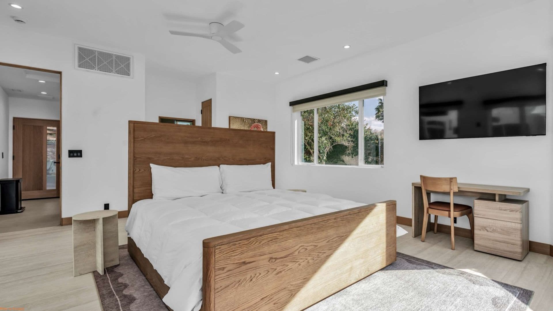 Palm Springs House: 875 Tamarisk Rd