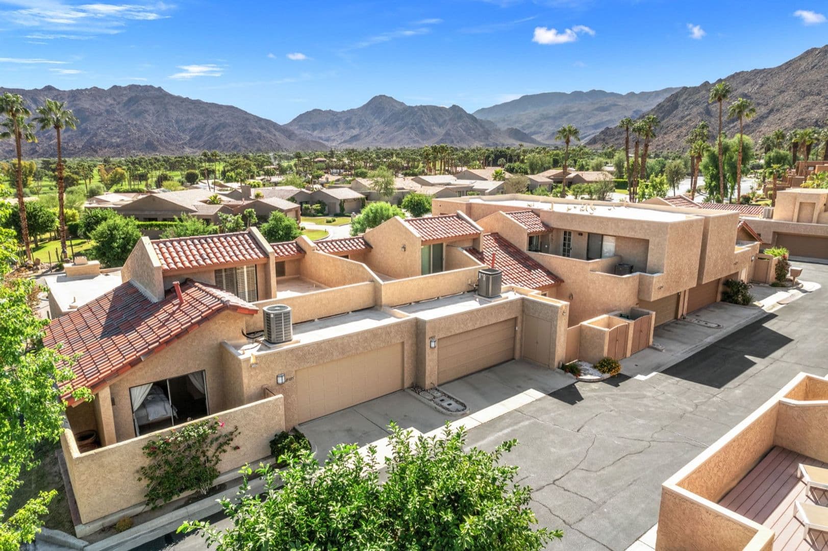 Palm Desert House: 49035 Mariposa Drive