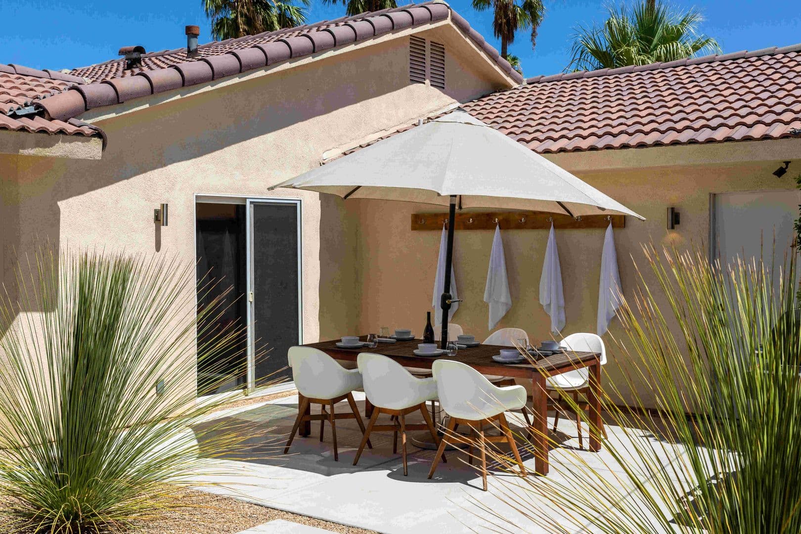 Palm Springs House: 2355 W Nicola Rd