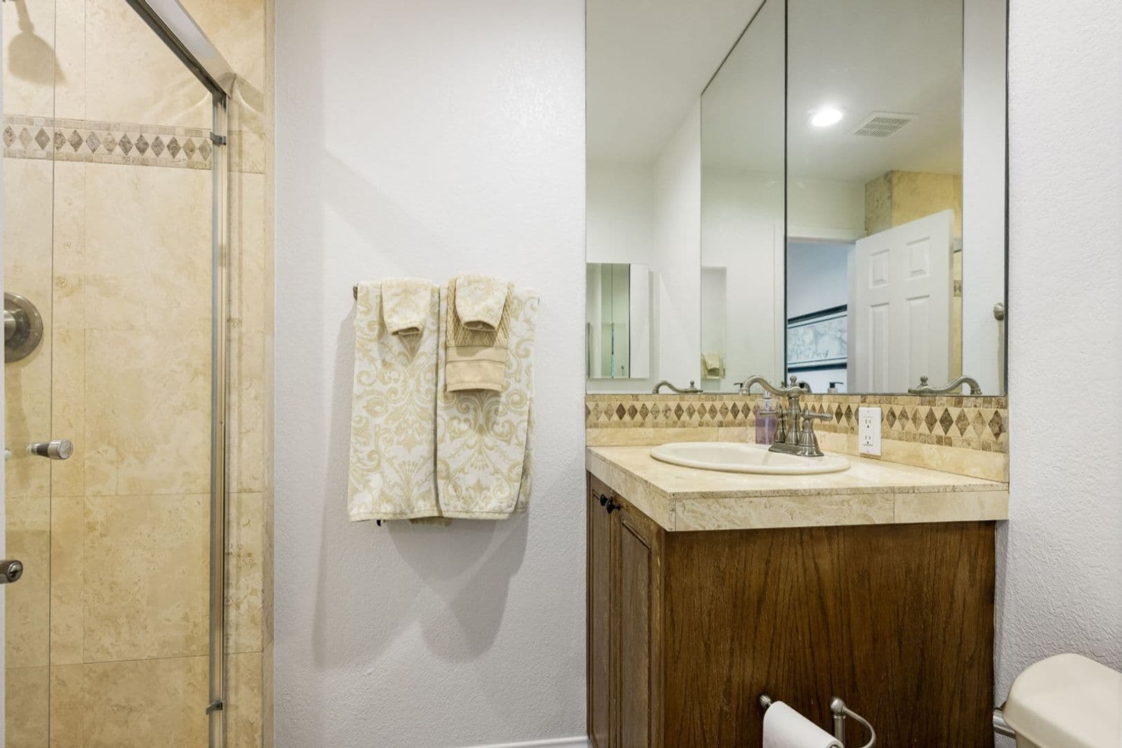 Palm Desert House: 73255 Grapevine Street