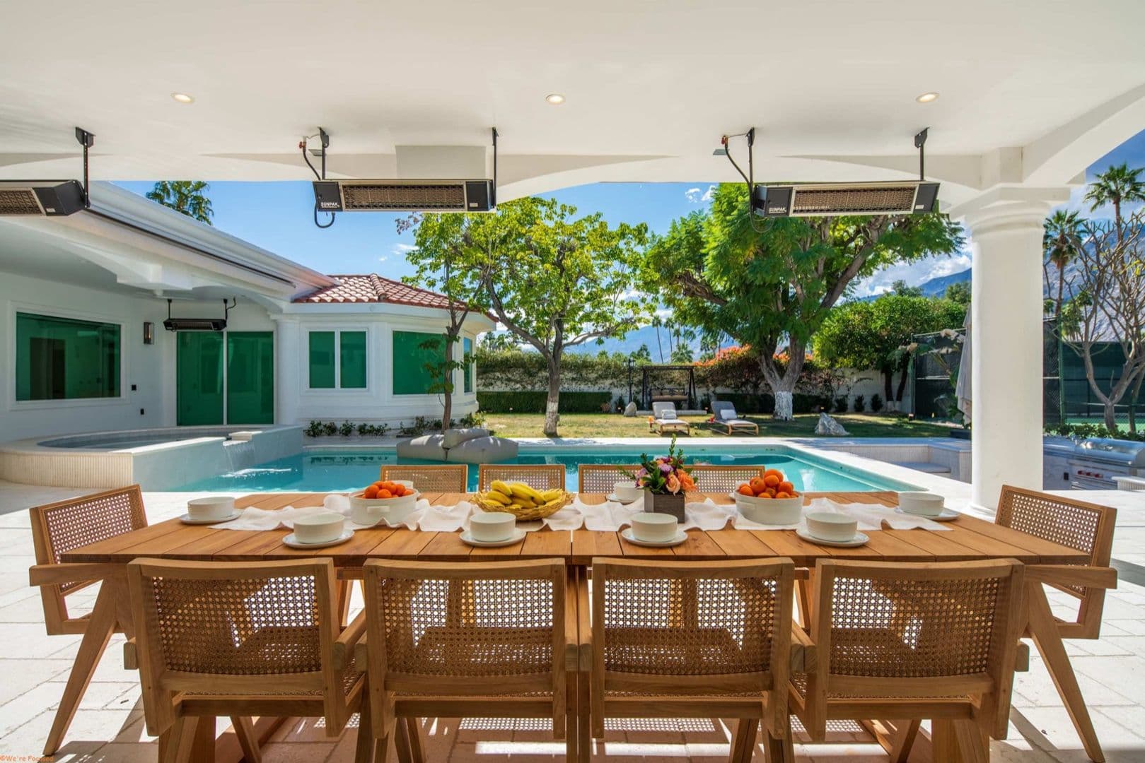 Palm Springs House: 875 Tamarisk Rd