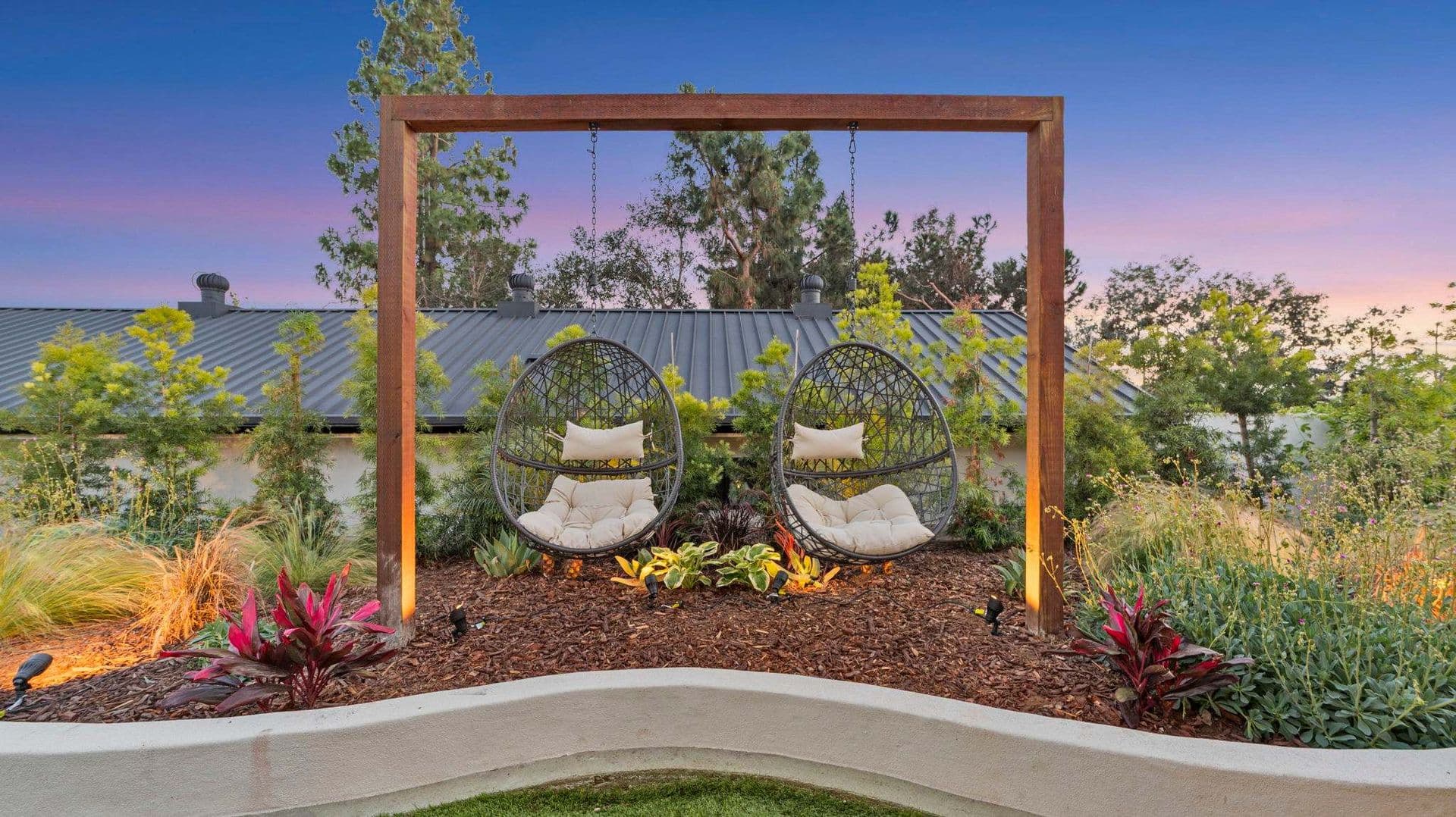 San Diego House: 5865 Cozzens Street