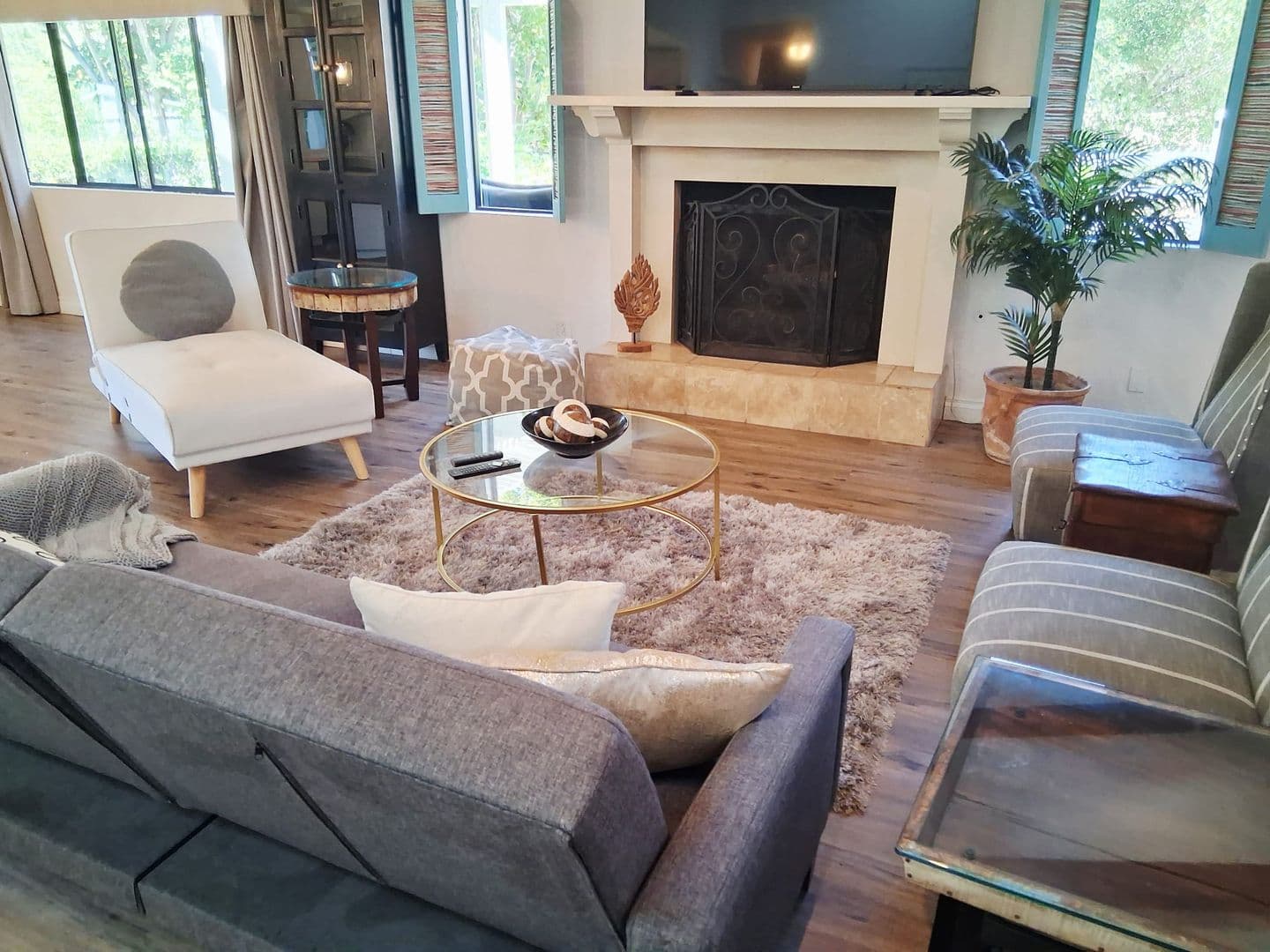 Fallbrook House: 1412 El Nido Dr