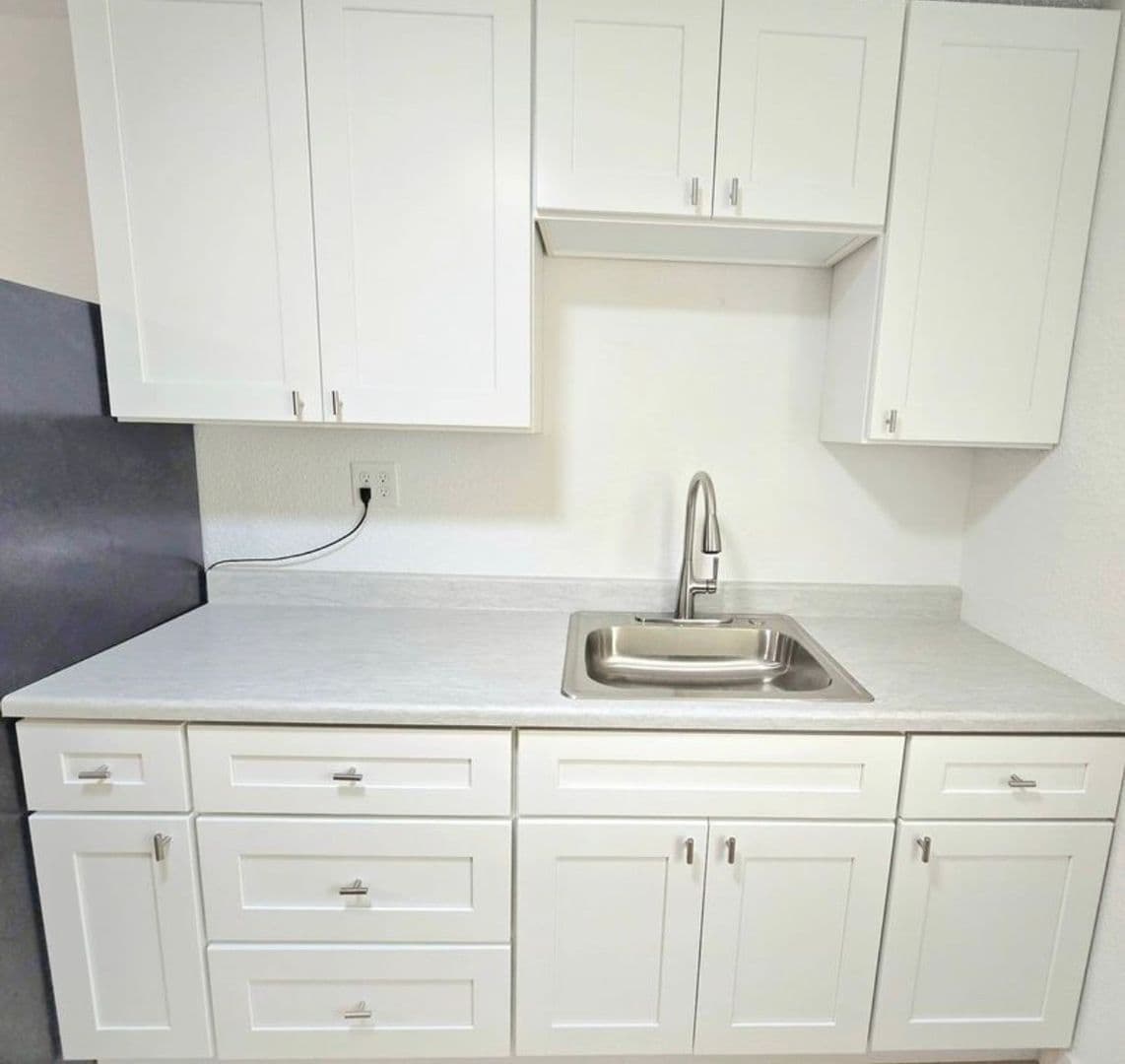 Ephrata Apartment: 1411 Basin Street SW