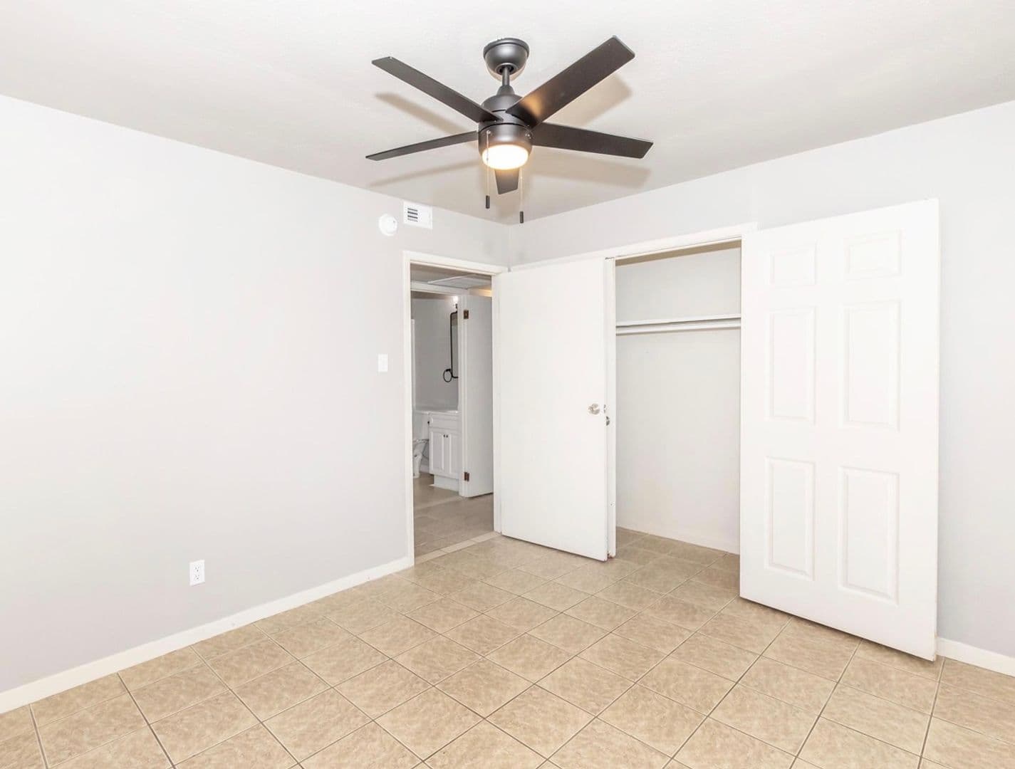 Stephenville Apartment: 2360 W Denman St