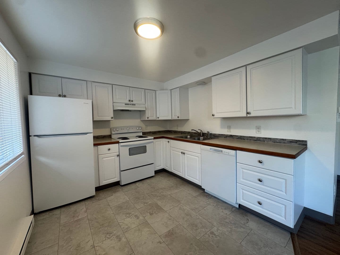 Spokane Apartment: 804 E Hartson Ave