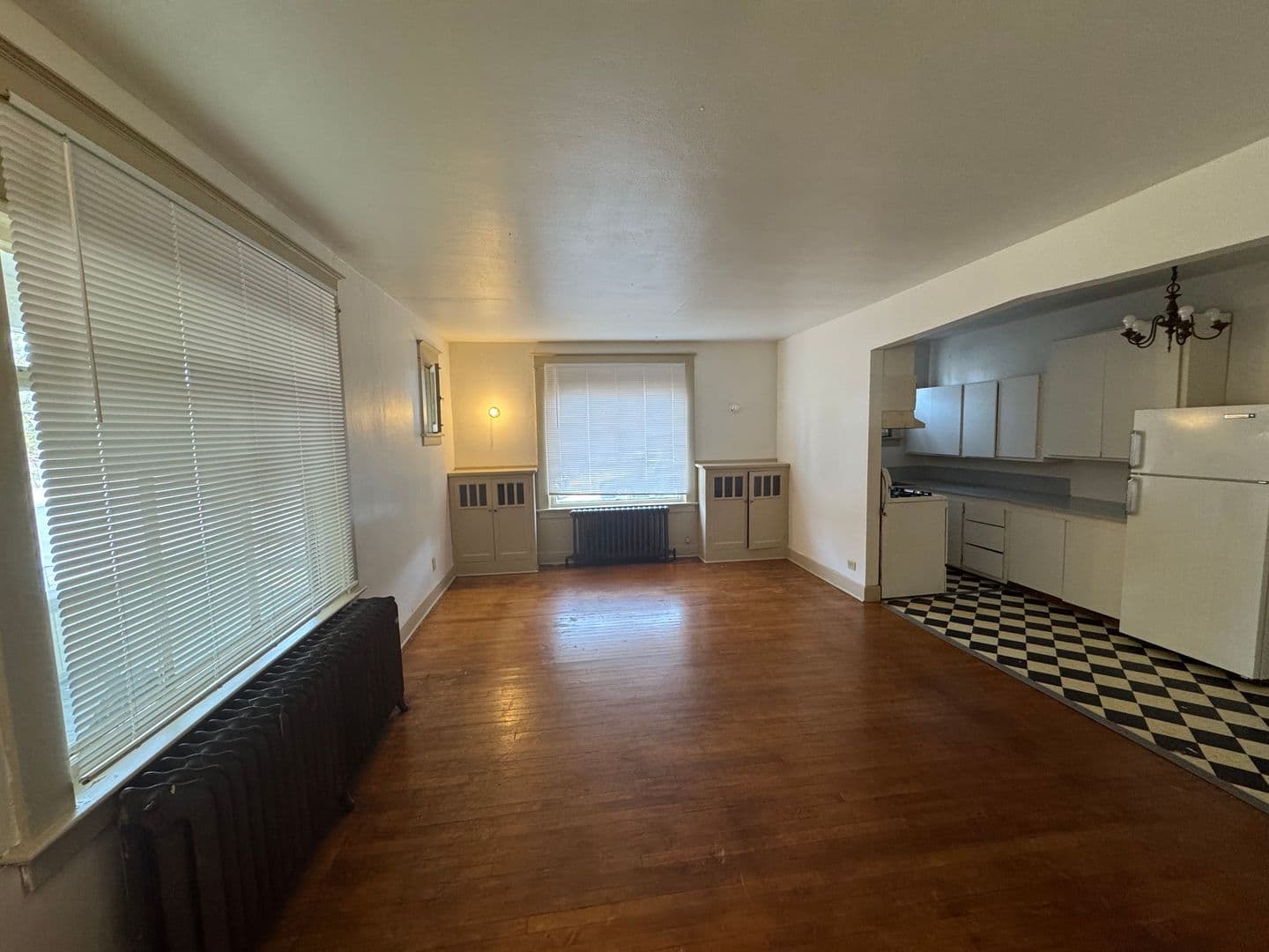 Spokane Apartment: 1101 W Maxwell Ave Apt A