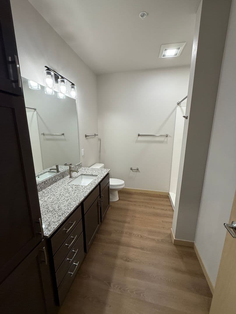 Monona Apartment: 5103 Monona Drive