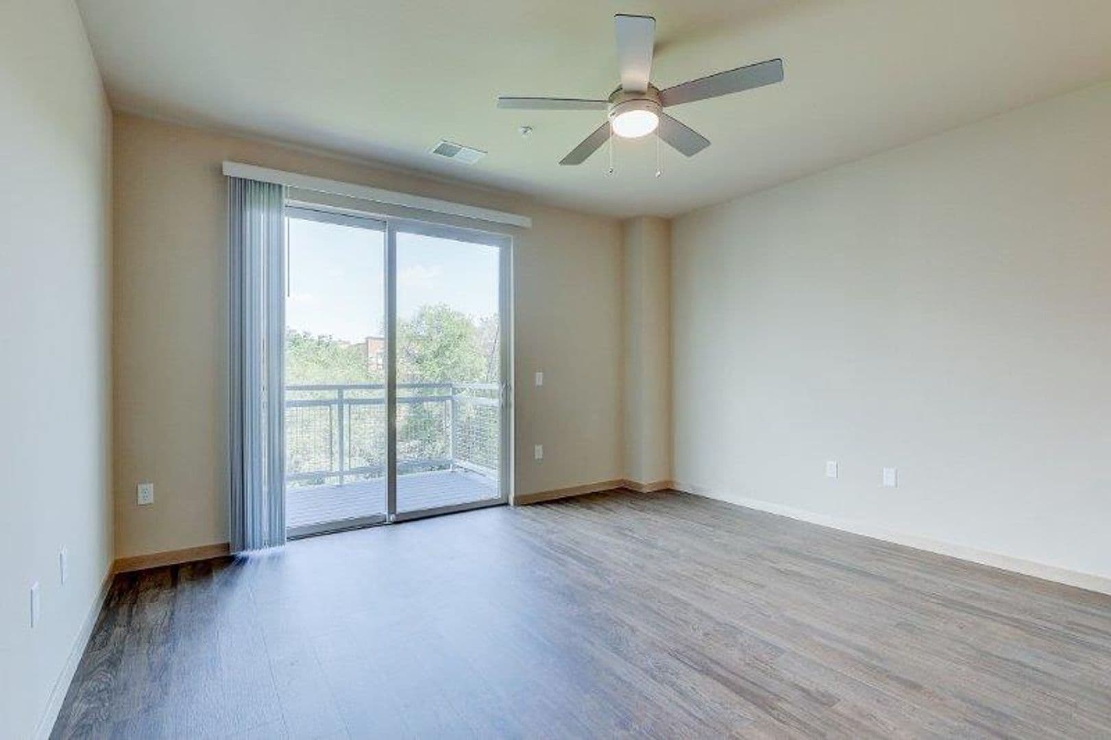 Madison Apartment: 622 W. Wilson Street