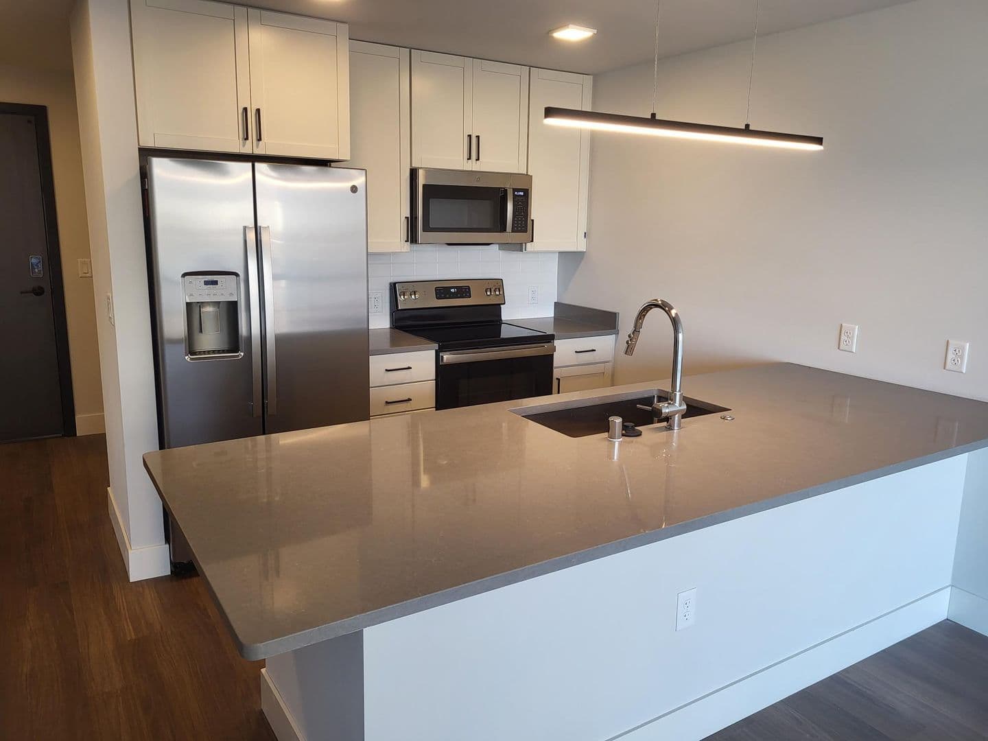Madison Apartment: 179 West Wilson Street