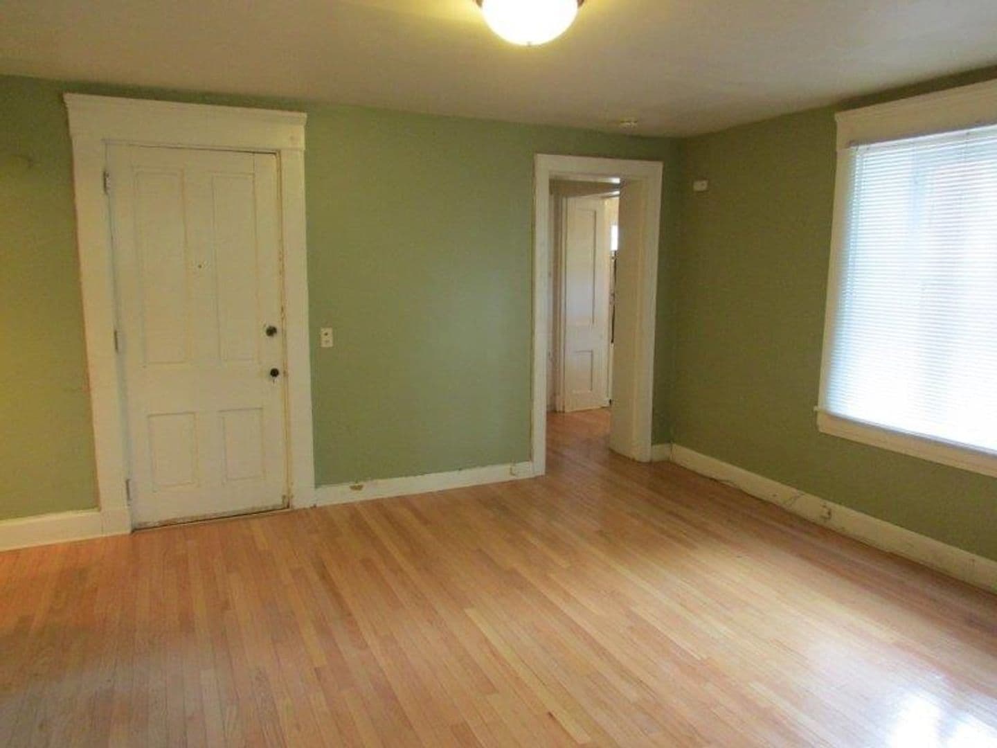 Madison Apartment: 1033 Spaight Street