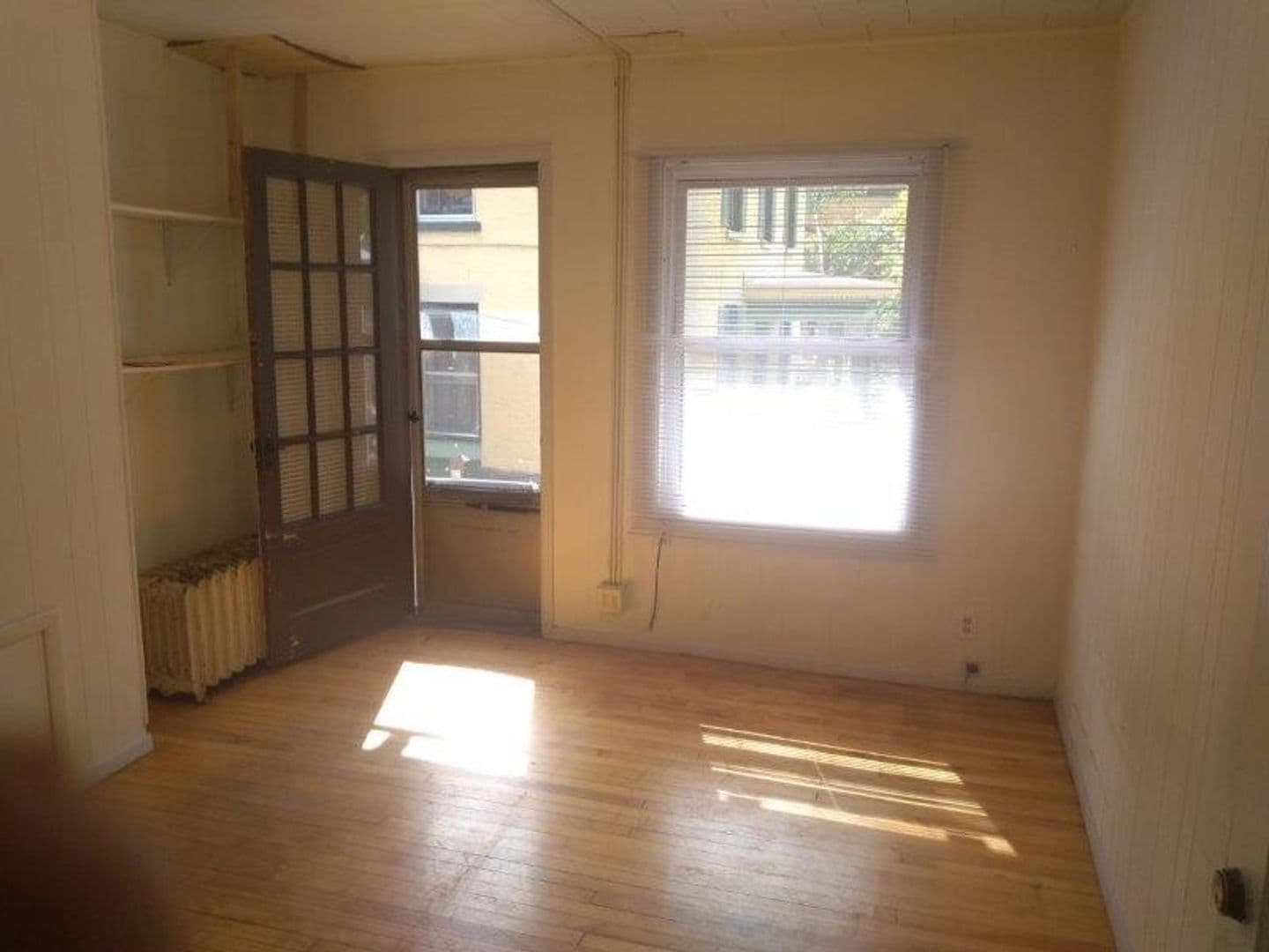 Madison Apartment: 1035 Spaight Street