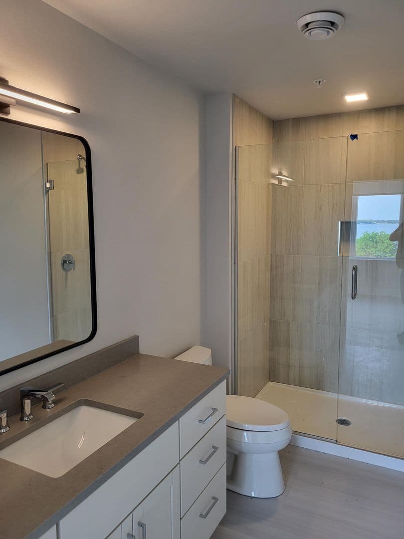 Madison Apartment: 179 West Wilson Street