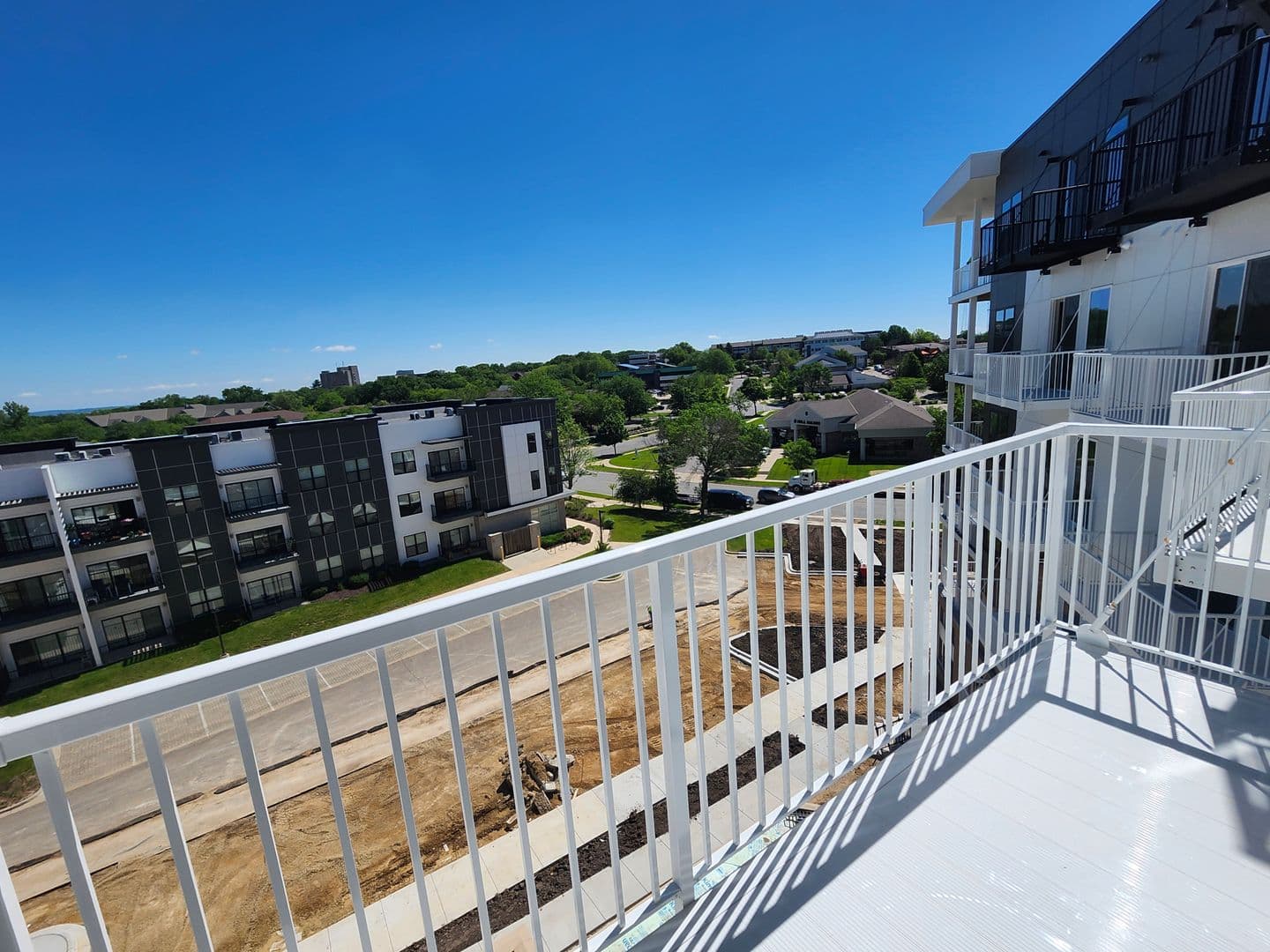 Madison Apartment: 512 S. Yellowstone Drive