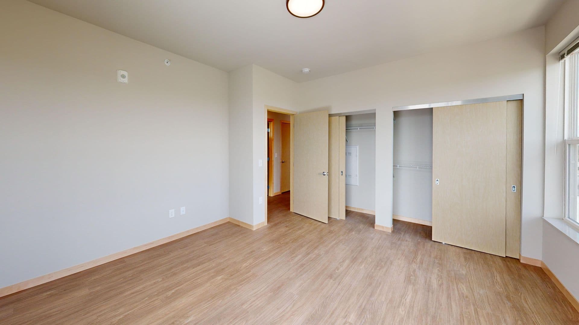 Madison Apartment: 512 S. Yellowstone Drive