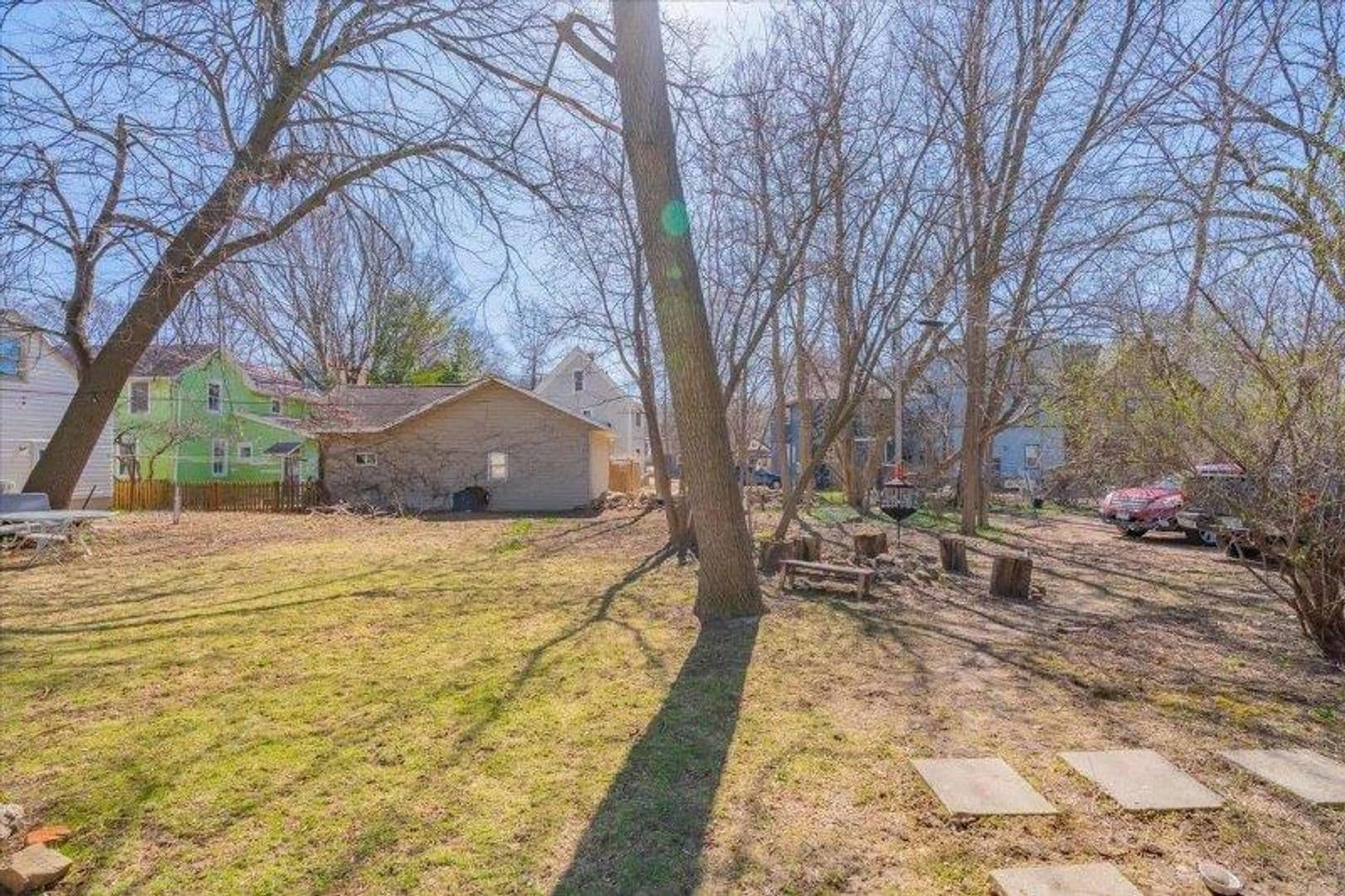 Madison Apartment: 1145 Williamson Street